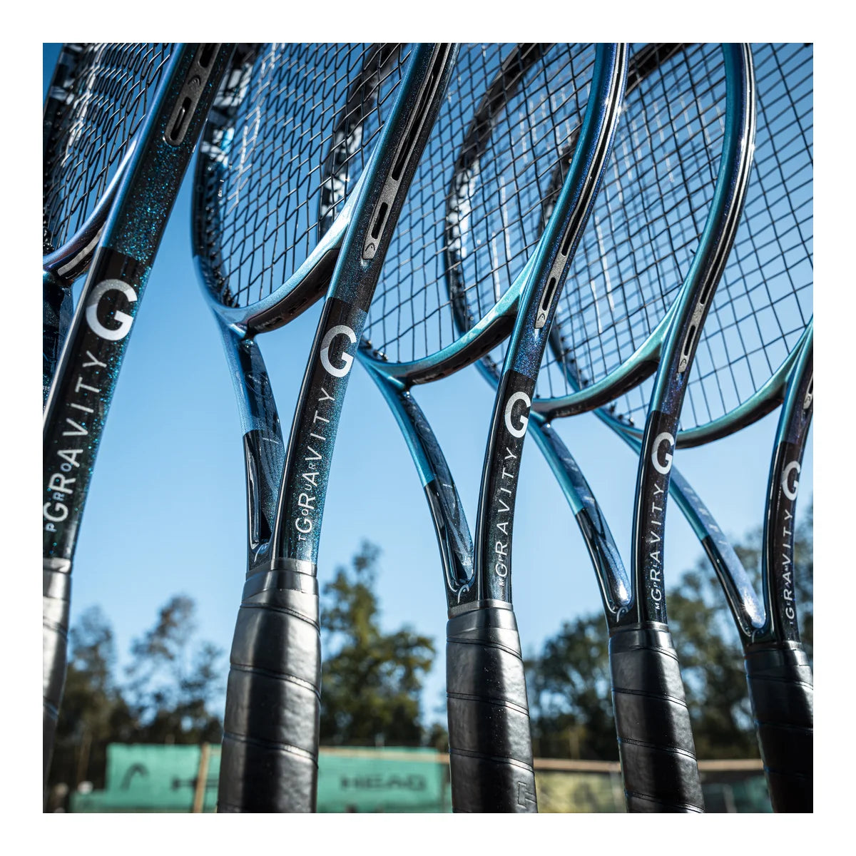 2025 Head Gravity Team Tennis Racket - Lightweight Carbon Fiber Racquet for Men & Women | Perfect for Beginners & Intermediate Players | Ideal for Training, Matches & Recreational Play