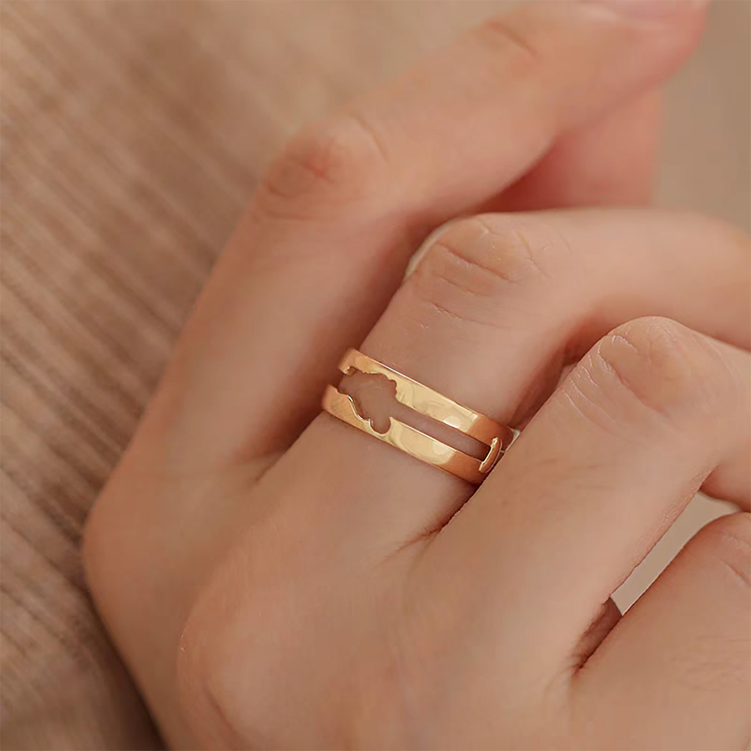 Sparkle Symphony: 14K Solid Gold Footprint Ring Set for Women - Elegant Stackable Rings for Everyday Wear, Anniversary Gifts & Special Occasions
