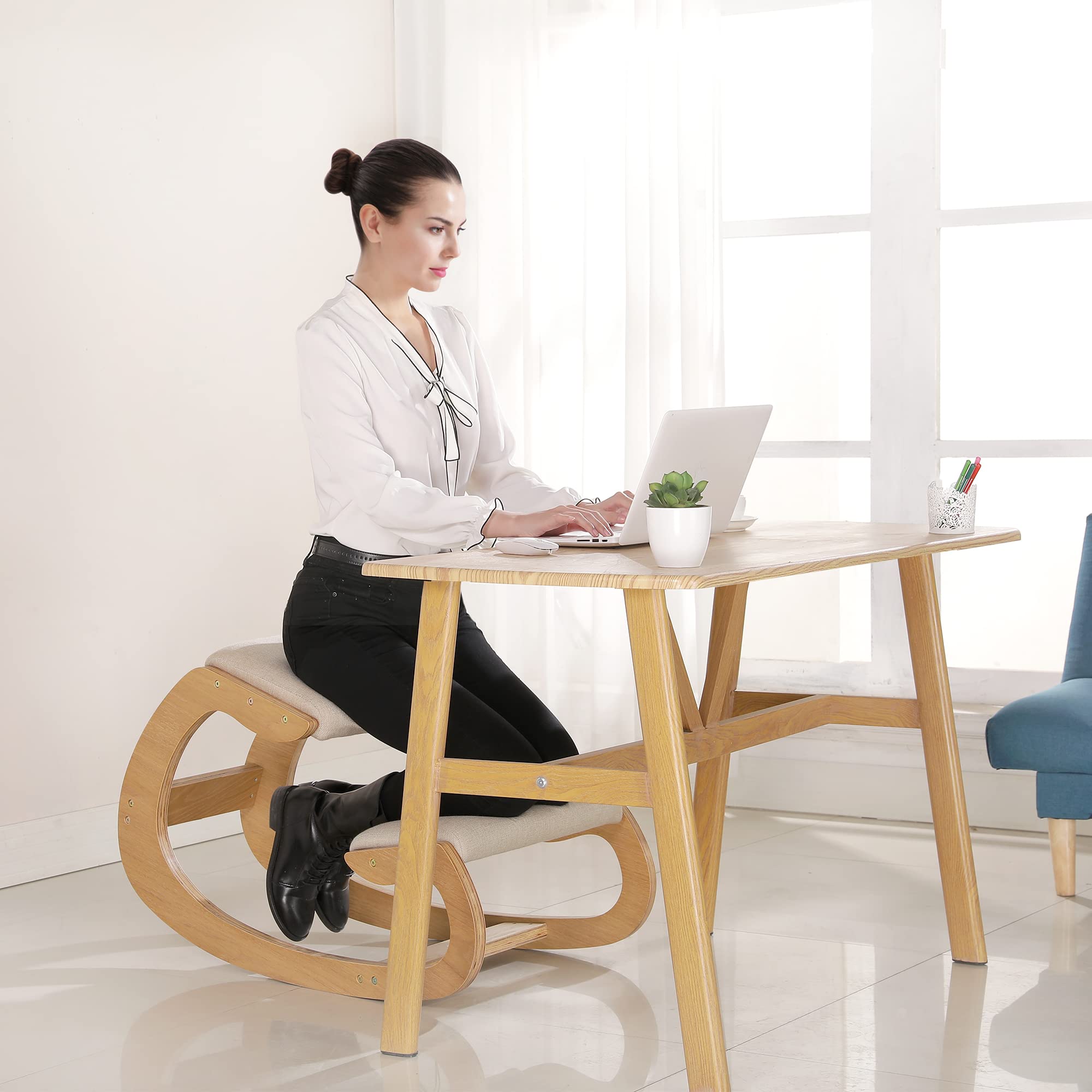 Ergonomic Kneeling Chair for Home Office - Adjustable Rocking Stool with Wooden Frame & Linen Cushion - Posture Corrector for Back & Neck Pain Relief - Meditation Chair (White Oak) - Perfect for Work, Study & Yoga Sessions