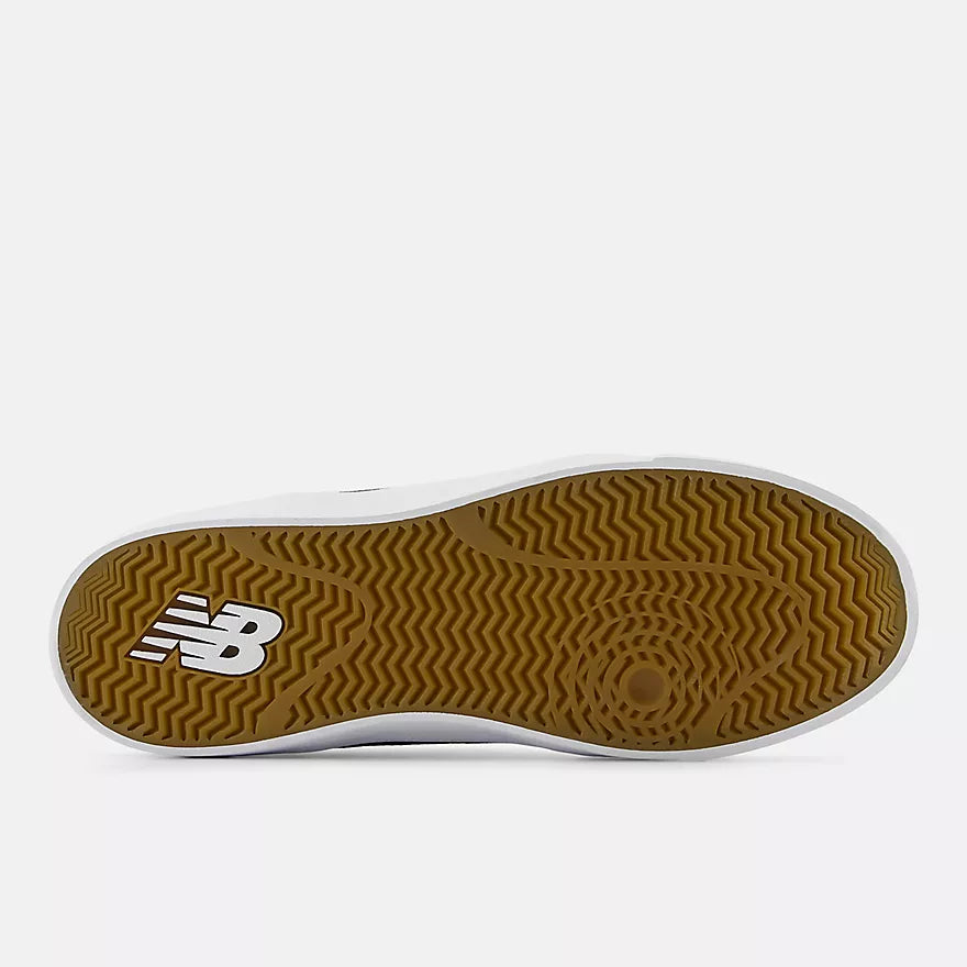New Balance Numeric NM417LWW Franky Villani 417 Low Skate Shoes - White/Black - Durable & Comfortable for Street Skating & Casual Wear