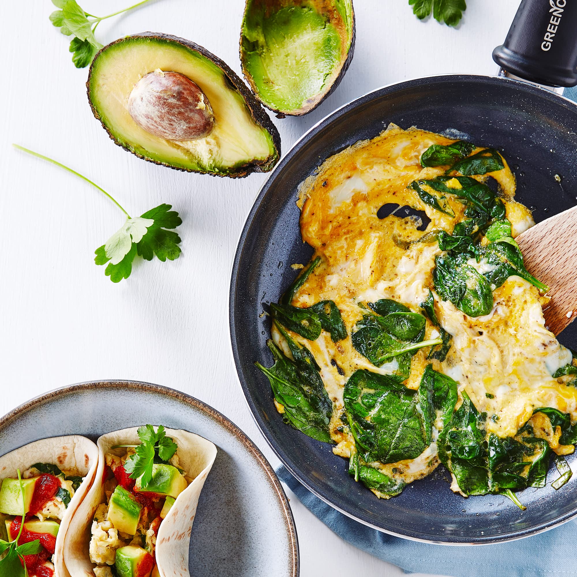 Premium Diamond Soft Grip Non-Toxic Ceramic Coated Frying Pan Set - 2 Piece (24cm & 28cm) - Induction, Oven & Dishwasher Safe - Black - Healthy Cooking for Family Meals, Stir Fry & Pancakes