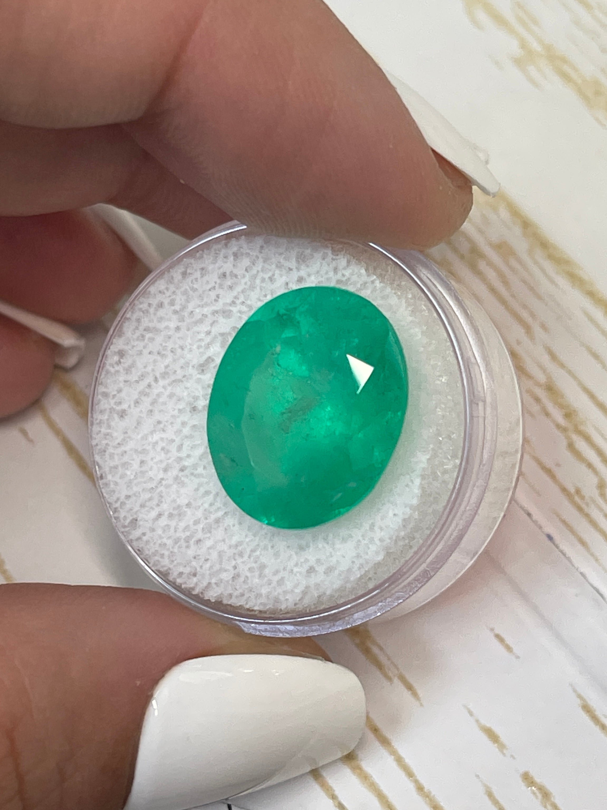 13.19 Carat Natural Colombian Emerald - Oval Cut Loose Gemstone (17x14mm) | Medium Green Color | Jewelry Making, Engagement Rings & Luxury Gifts