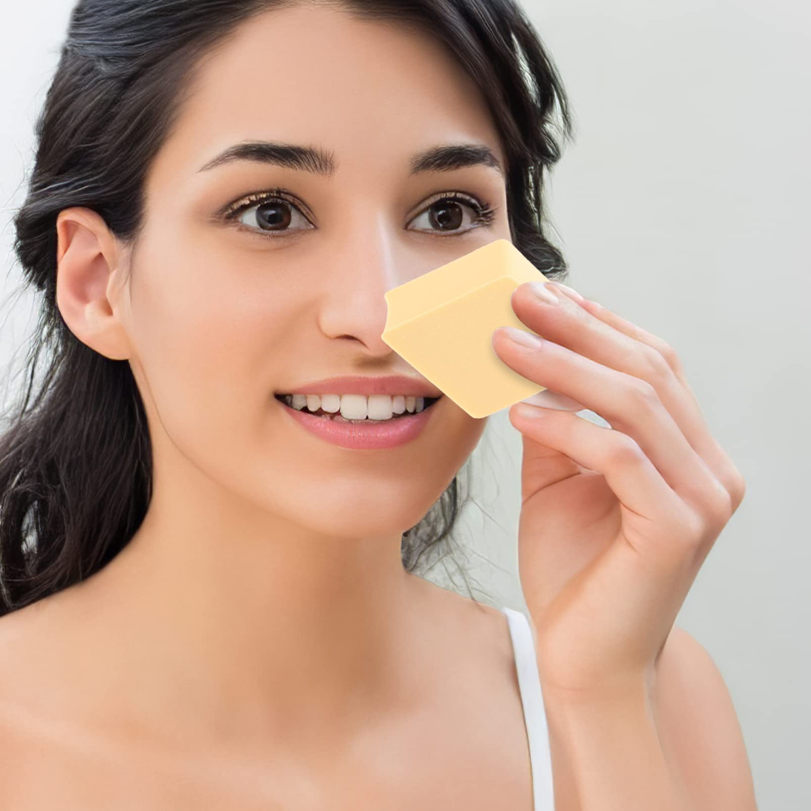 FOMIYES 4pcs Heart Shaped Makeup Sponge Set - Soft Blending Puff for Liquid Foundation, Concealer & Blush - Hydrophilic Polyurethane Cosmetic Sponge (Great for Travel, Everyday Makeup & Professional Use)