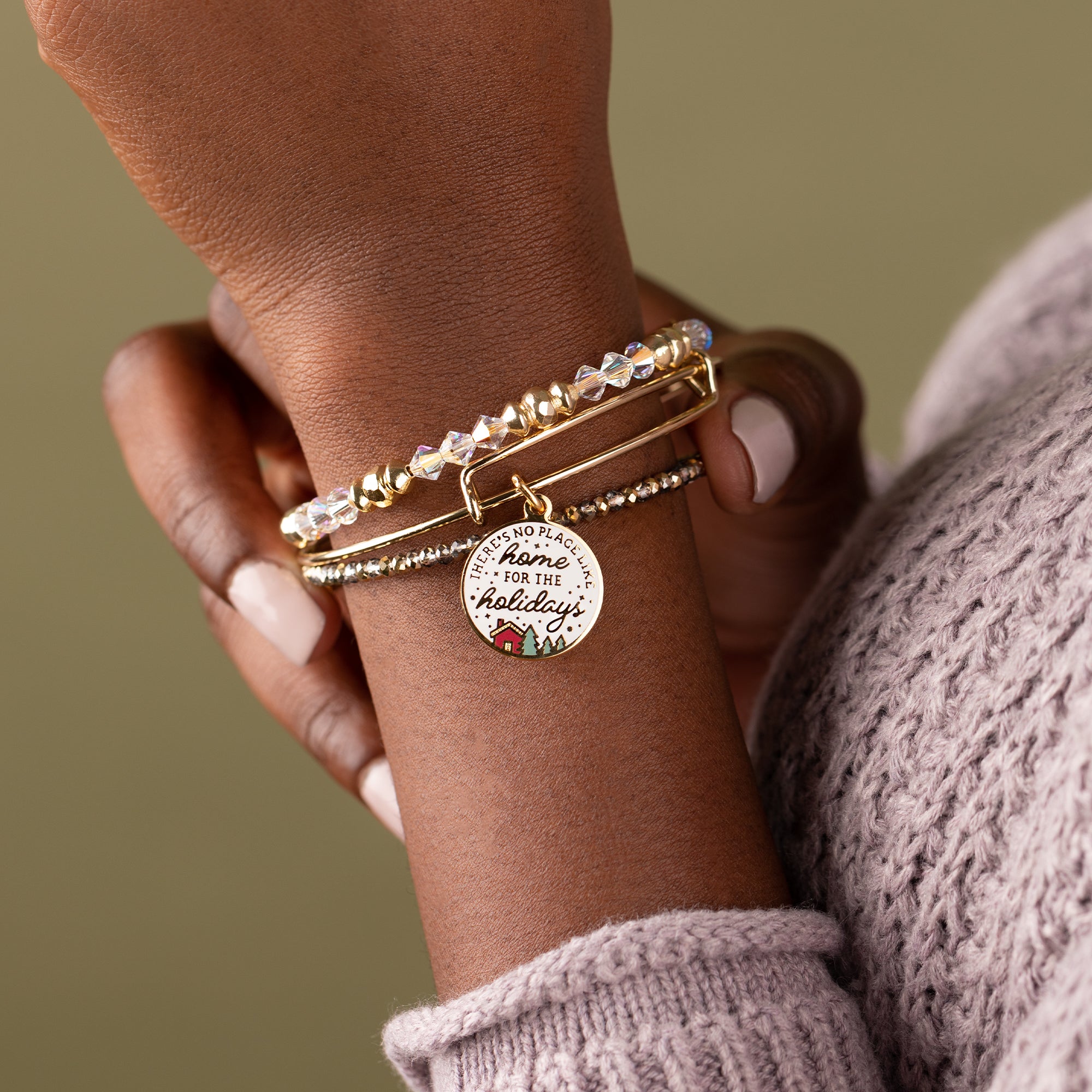 Christmas Holiday Charm Bangles Set of 3 - Festive Home Decor & Gift for Women - Perfect for Christmas Parties, Family Gatherings & Holiday Celebrations