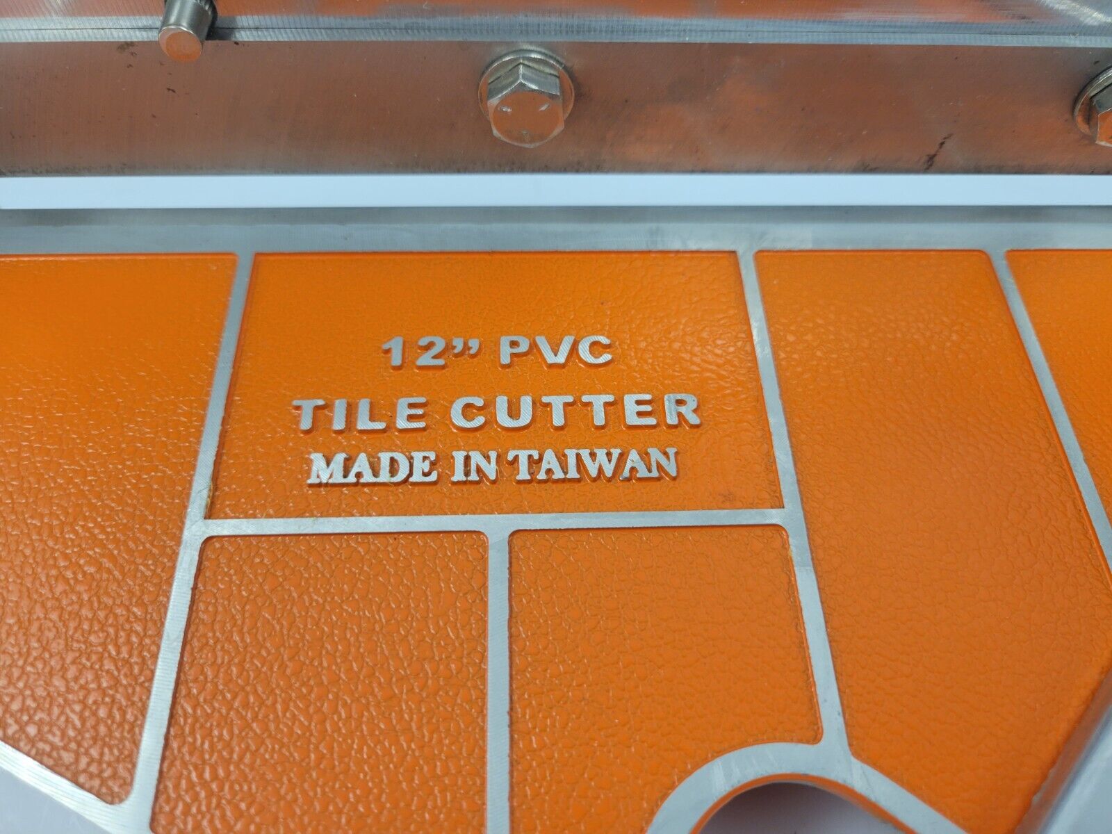 72474 2 PVC Tile Cutter - 12 Inch Heavy Duty Flooring Tool for Vinyl, Laminate & Ceramic Tiles - Perfect for DIY Home Renovation and Professional Installation Projects