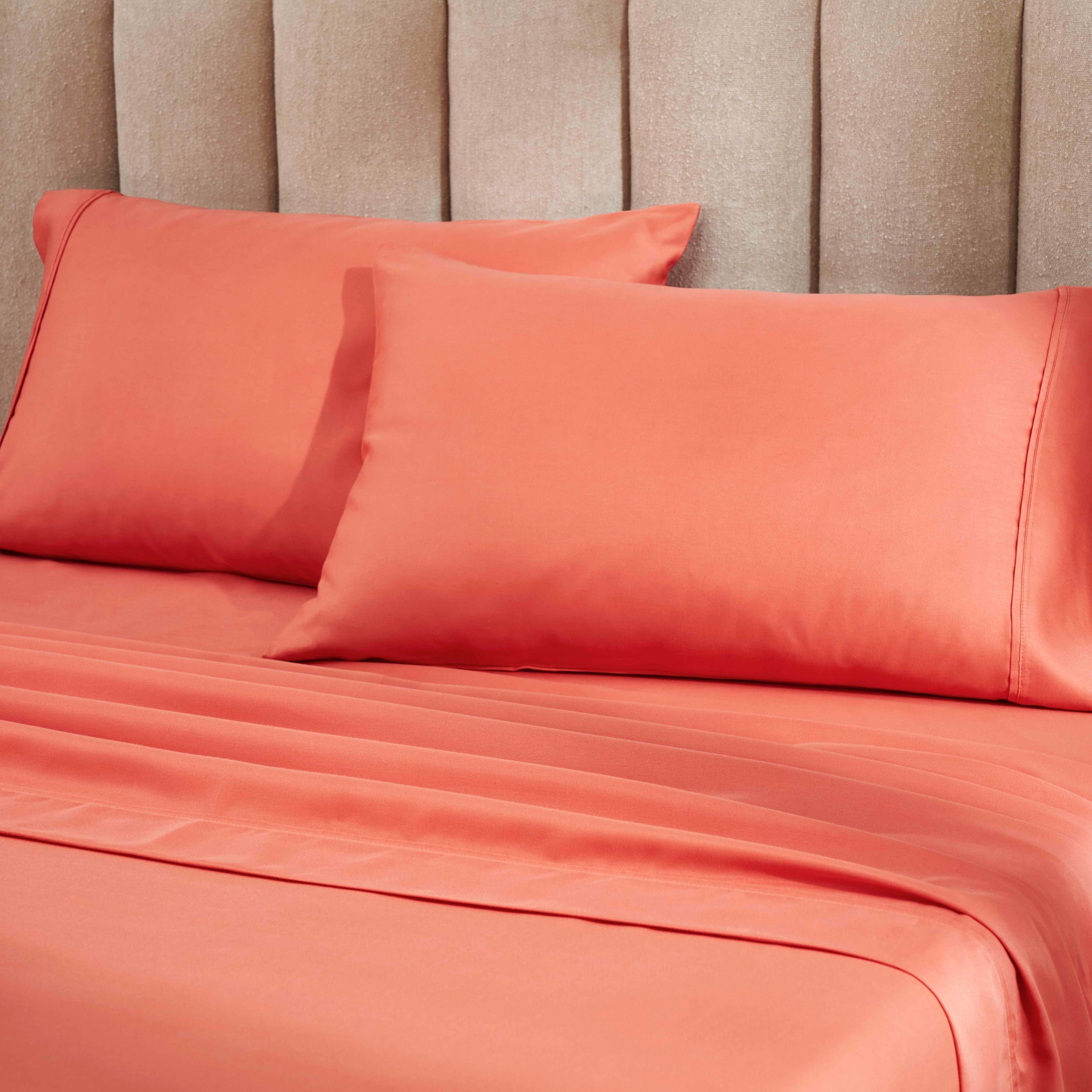 1200 Thread Count Cotton Rich Solid Deep Pocket Bed Sheet Set - Queen Size, Ultra Soft & Breathable - Perfect for Luxury Hotels, Guest Rooms & Master Bedrooms