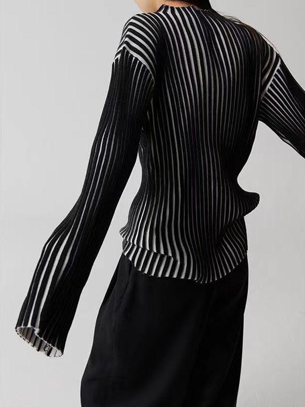 Lovevop Black & White Contrast Turtleneck Knit Sweater for Women - Cozy Winter Pullover for Office, Date Night & Casual Outfits