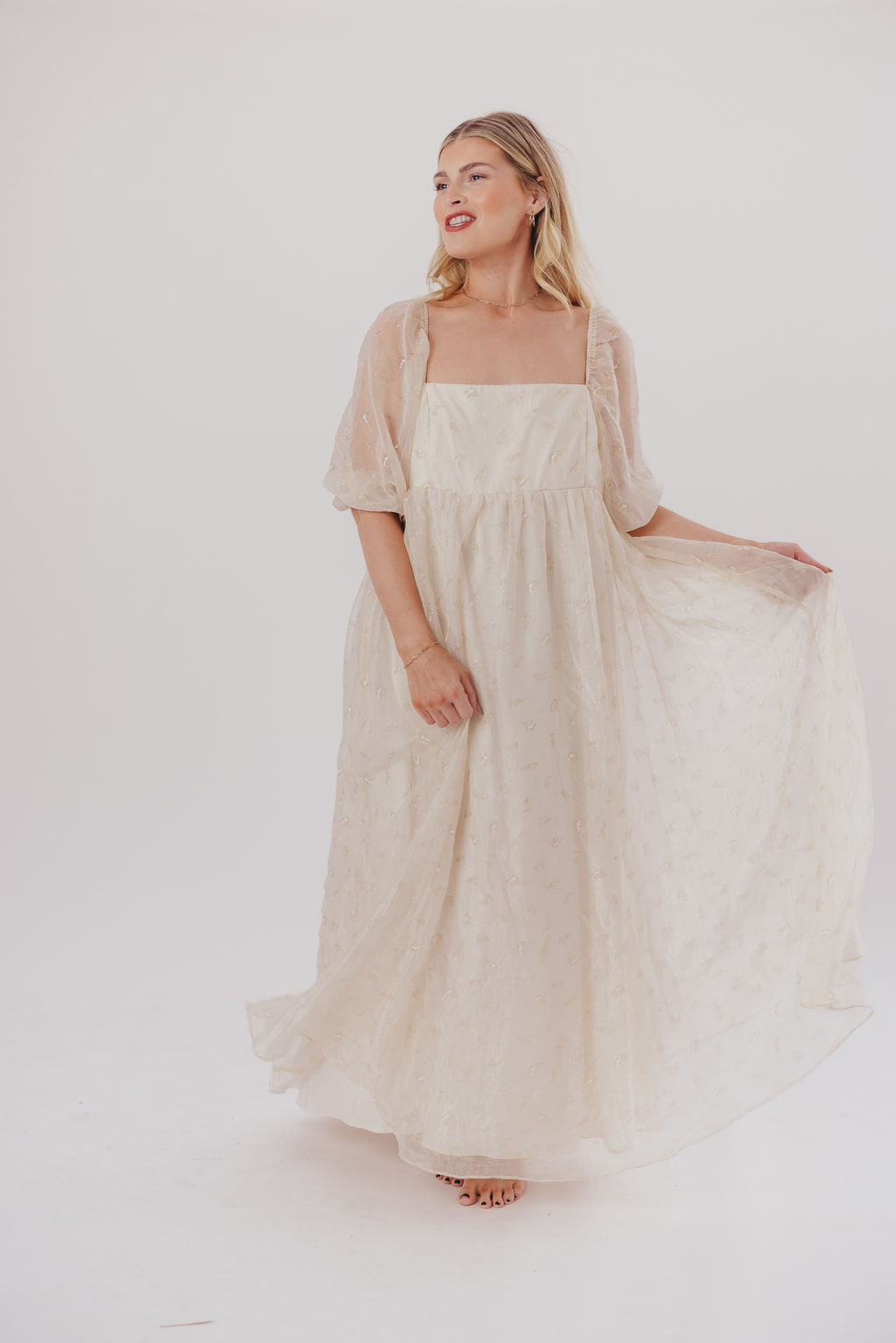 Butter Floral Smocked Maternity Maxi Dress - Bump Friendly, Inclusive Sizing S-3XL for Pregnancy, Baby Showers & Summer Vacations
