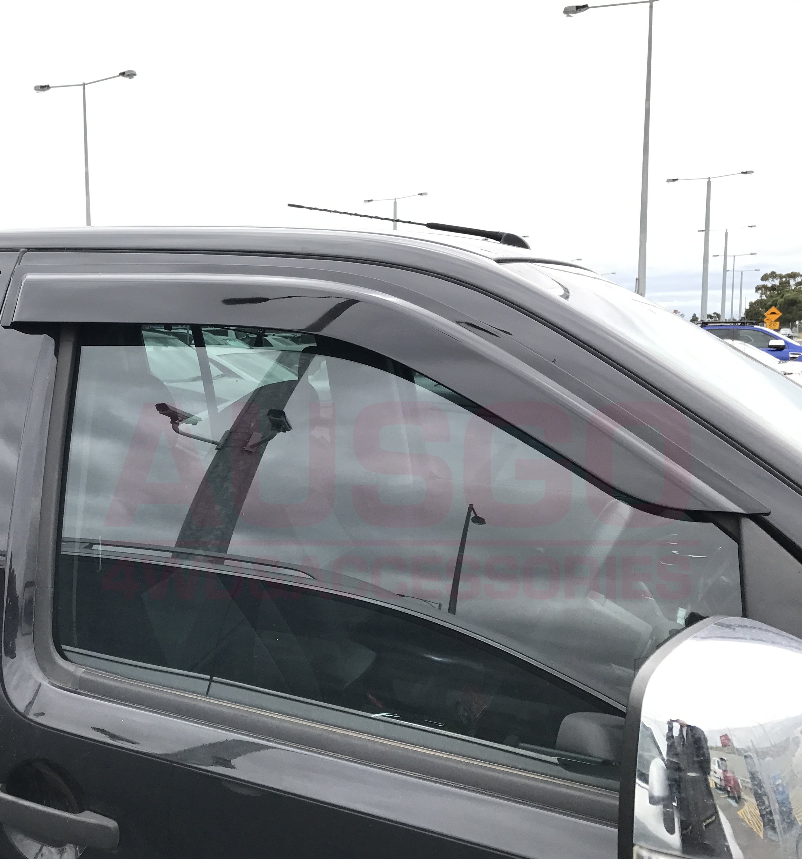 Weather Shields & Bonnet Protector for Nissan Navara D40 Spanish Extra Cab (2005-2010) - Rain & Sun Protection for Truck Accessories - Perfect for Off-Road Adventures & Daily Commuting