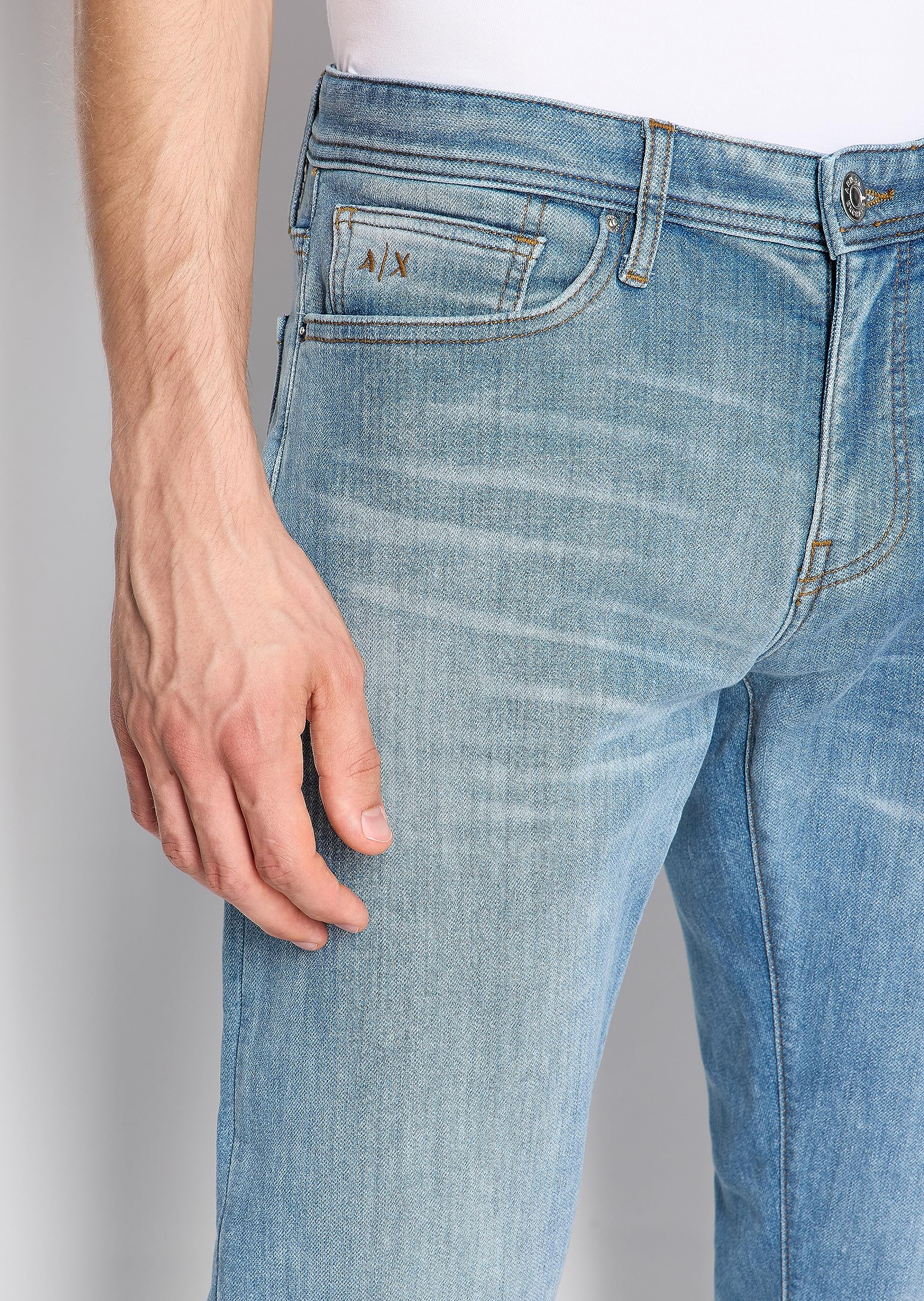 Armani Exchange Men's J14 Skinny Fit Stretch Denim Jeans - Comfortable Slim Fit Stretch Fabric for Casual Wear & Night Out