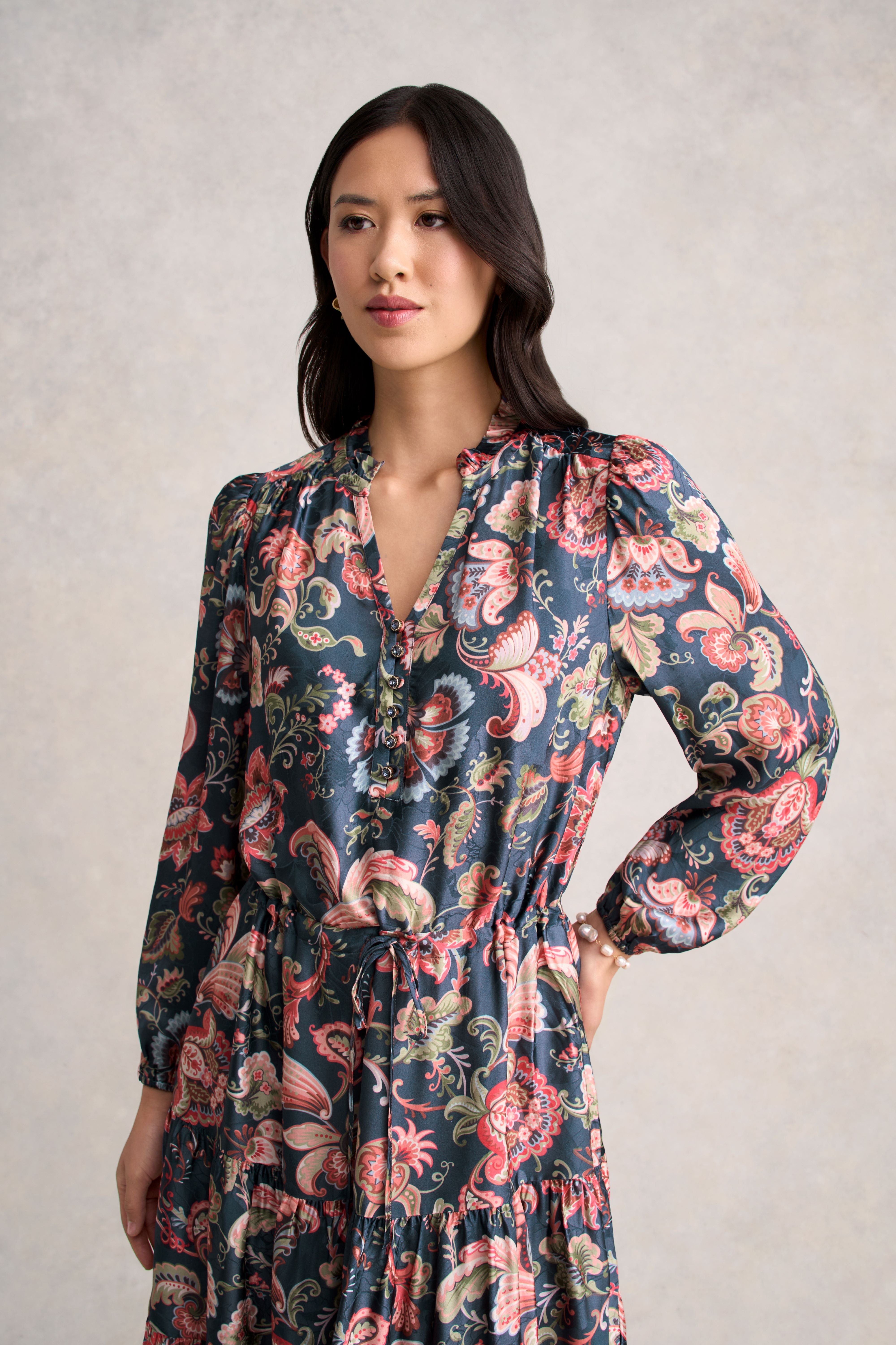 Elegant Printed Jacquard Dress with Tapestry Print - Perfect for Weddings, Parties & Special Occasions