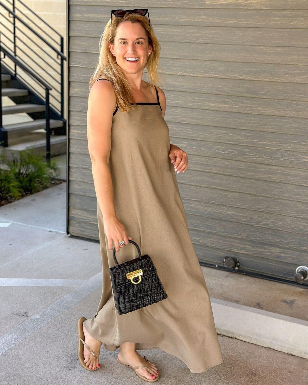 Senllen Women's Linen Summer Dress - Loose Flowy Sundress with Contrast Spaghetti Straps, Sleeveless Backless Beach Maxi Long Dress for Vacation, Pool Party & Casual Outings