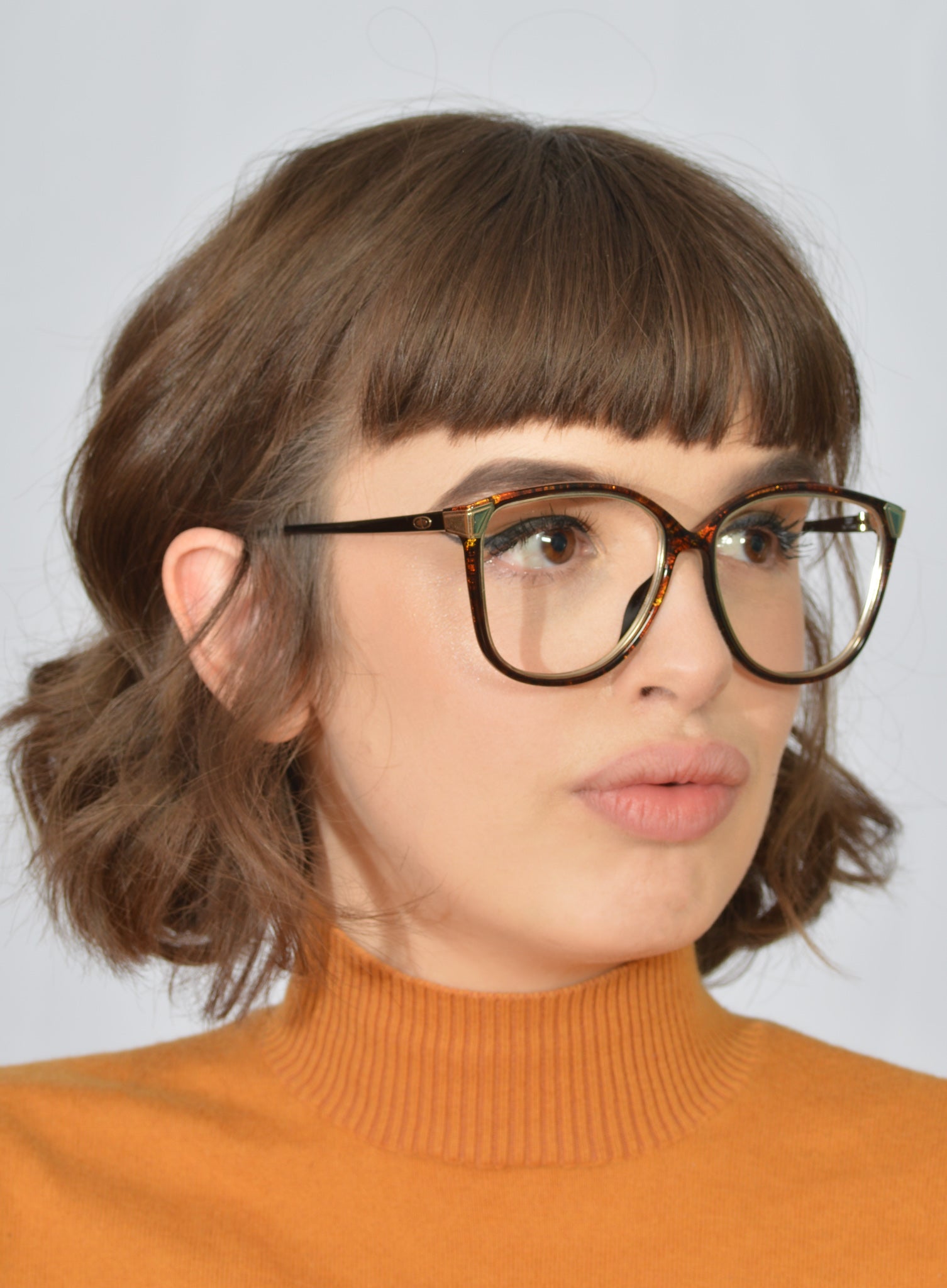 Christian Dior 2546 10 Sunglasses - Luxury Designer Shades for Women | UV Protection & Fashion Statement | Perfect for Beach, Driving & Outdoor Activities