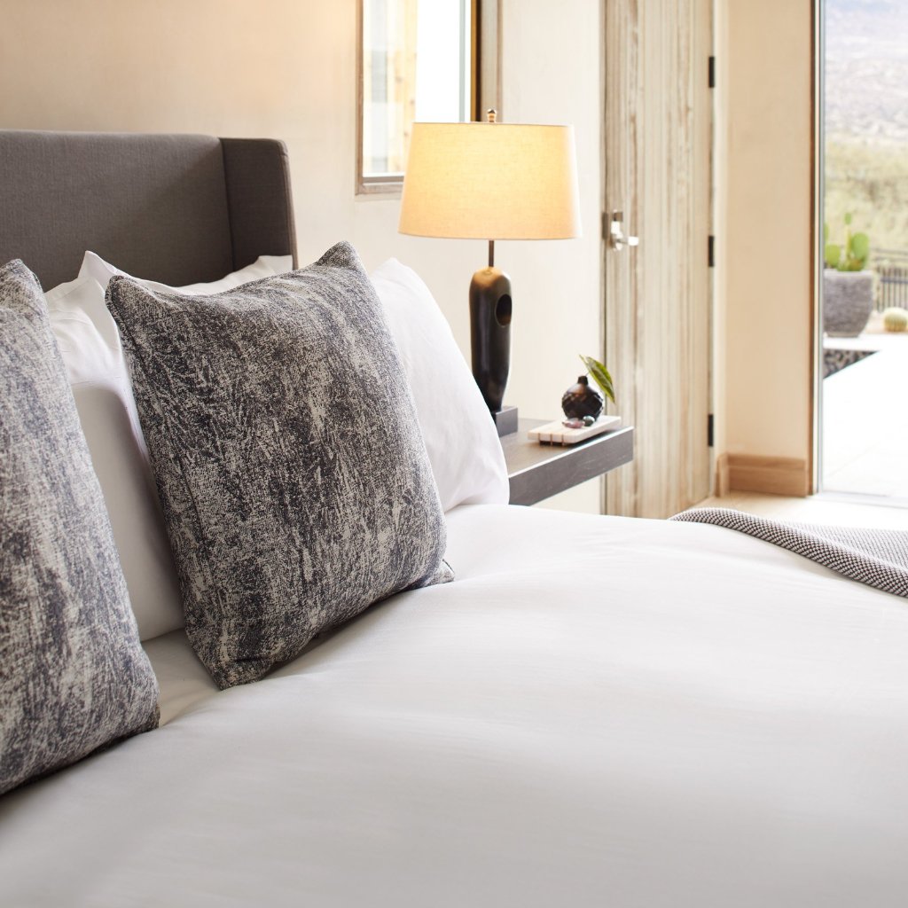 Miraval Premium Down Comforter - All-Season Luxury Bedding with Hypoallergenic Fill - Perfect for Master Bedrooms, Guest Rooms & Cozy Winter Nights