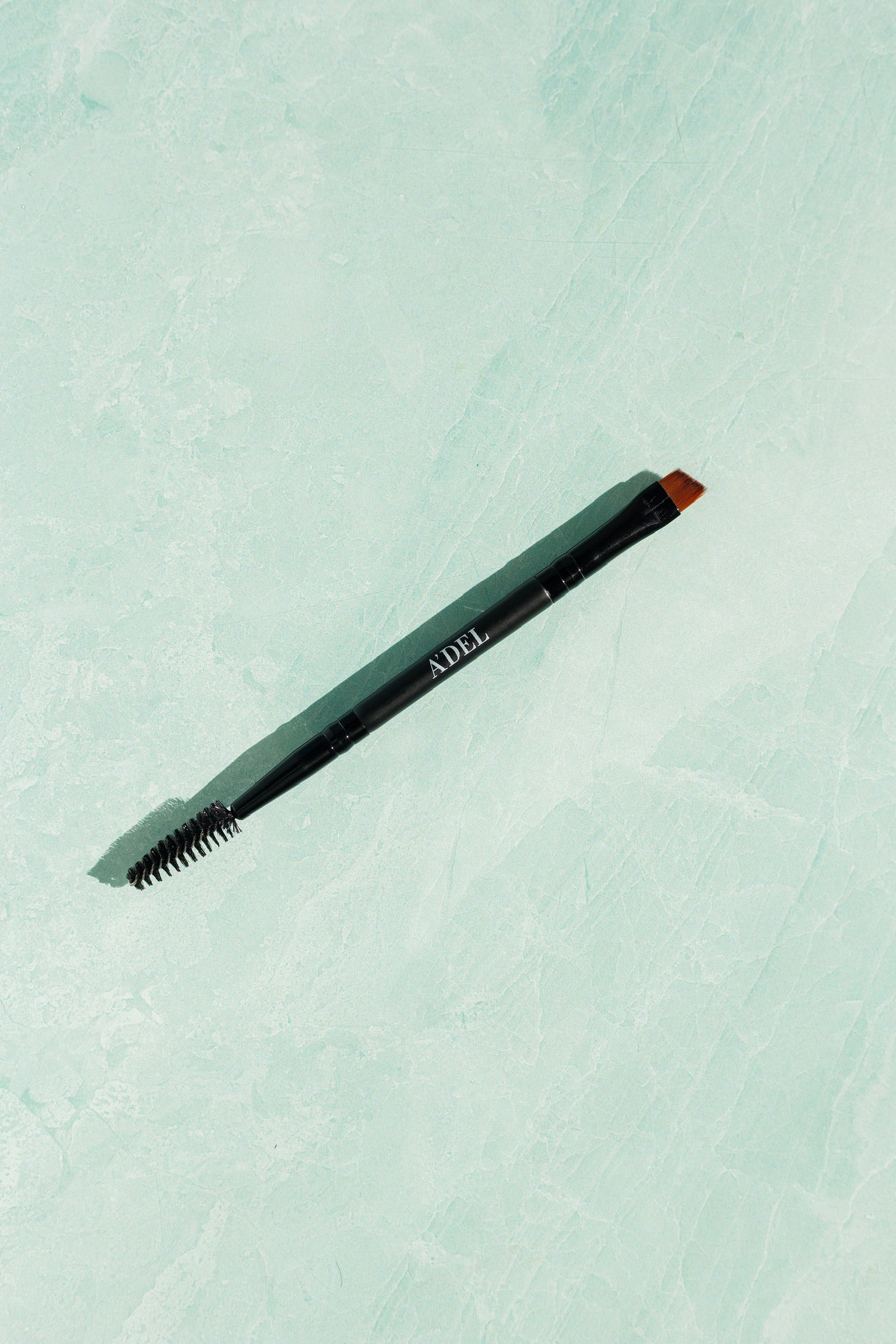 Duo Brow - Dual-Ended Eyebrow Pencil & Brush for Perfect Brows | Waterproof & Long-Lasting | Ideal for Everyday Makeup & On-The-Go Touch-Ups