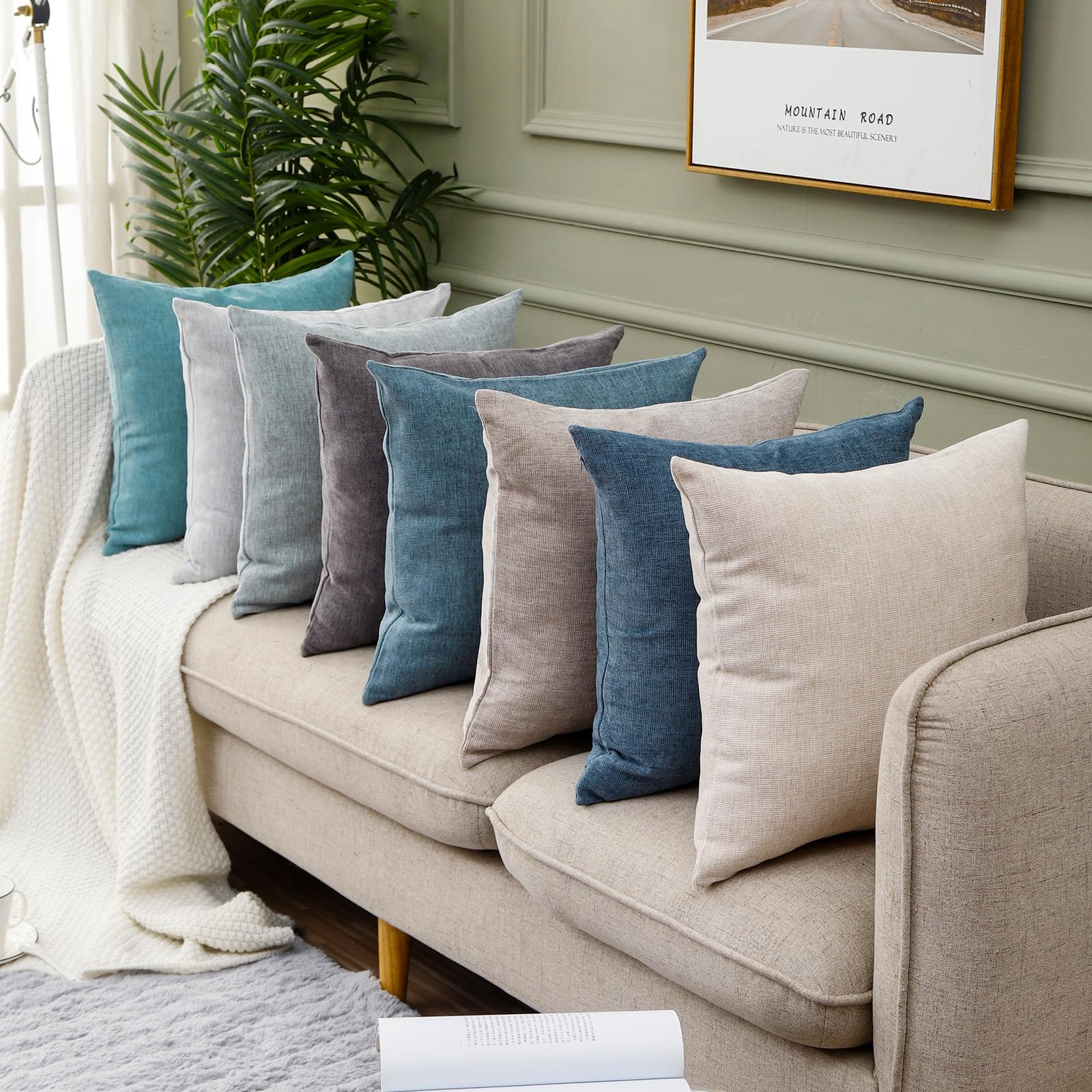 Jepeak Pack of 2 Chenille Decorative Throw Pillow Covers 20x20 Inch - Soft Modern Farmhouse Square Cushion Covers for Sofa, Couch, Bed - Cozy Home Decor in Dimgrey - Perfect for Living Room, Bedroom & Seasonal Decor