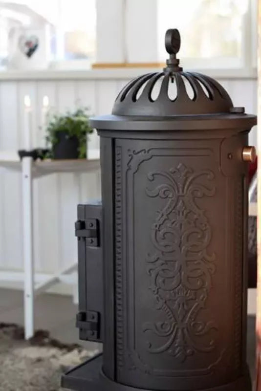 Westbo Carl EL Cast Iron Stove - Efficient & Stylish Fireplace for Cozy Home Heating & Ambiance