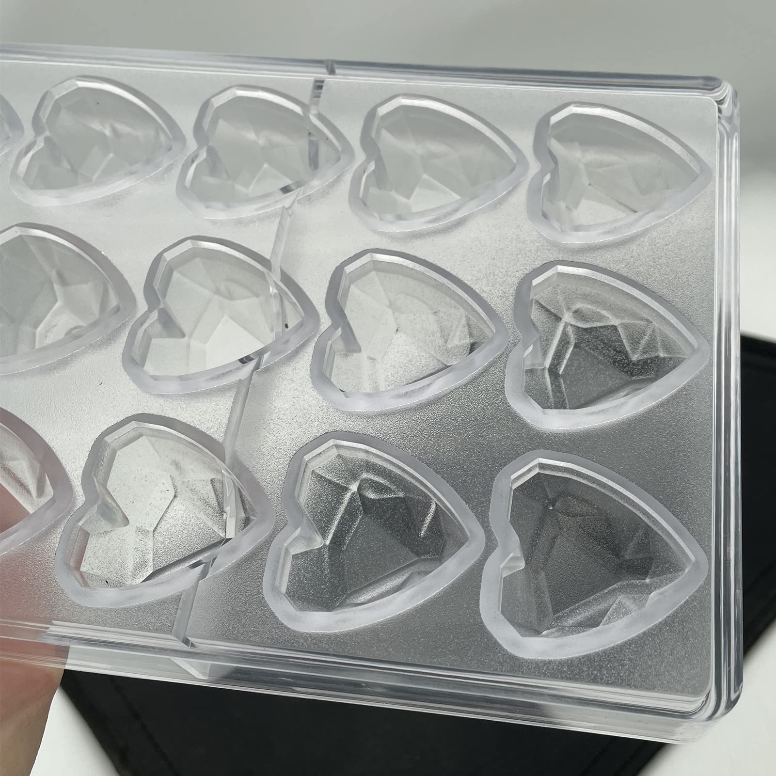 Premium Diamond Heart Chocolate Mold - Polycarbonate Candy Tray for Valentine's Gifts, Wedding Favors & DIY Desserts - Perfect for Chocolate Making, Candy Crafts & Baking Decorations