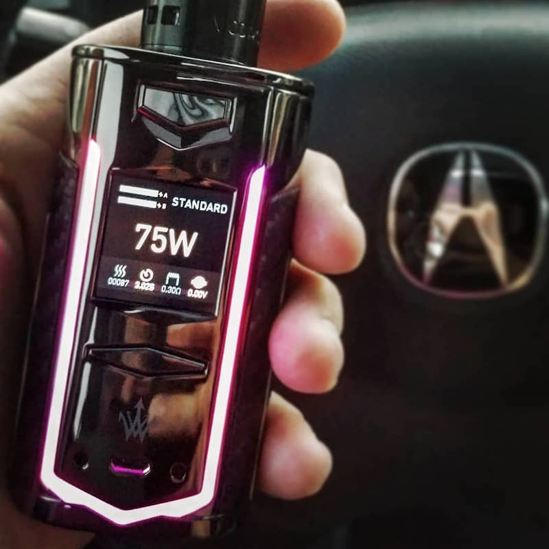 VOOPOO X217 200W Box Mod Kit with Dual 18650 Batteries - High Power Vape Device for Cloud Chasing & Sub-Ohm Vaping | Perfect for Advanced Vapers & Enthusiasts