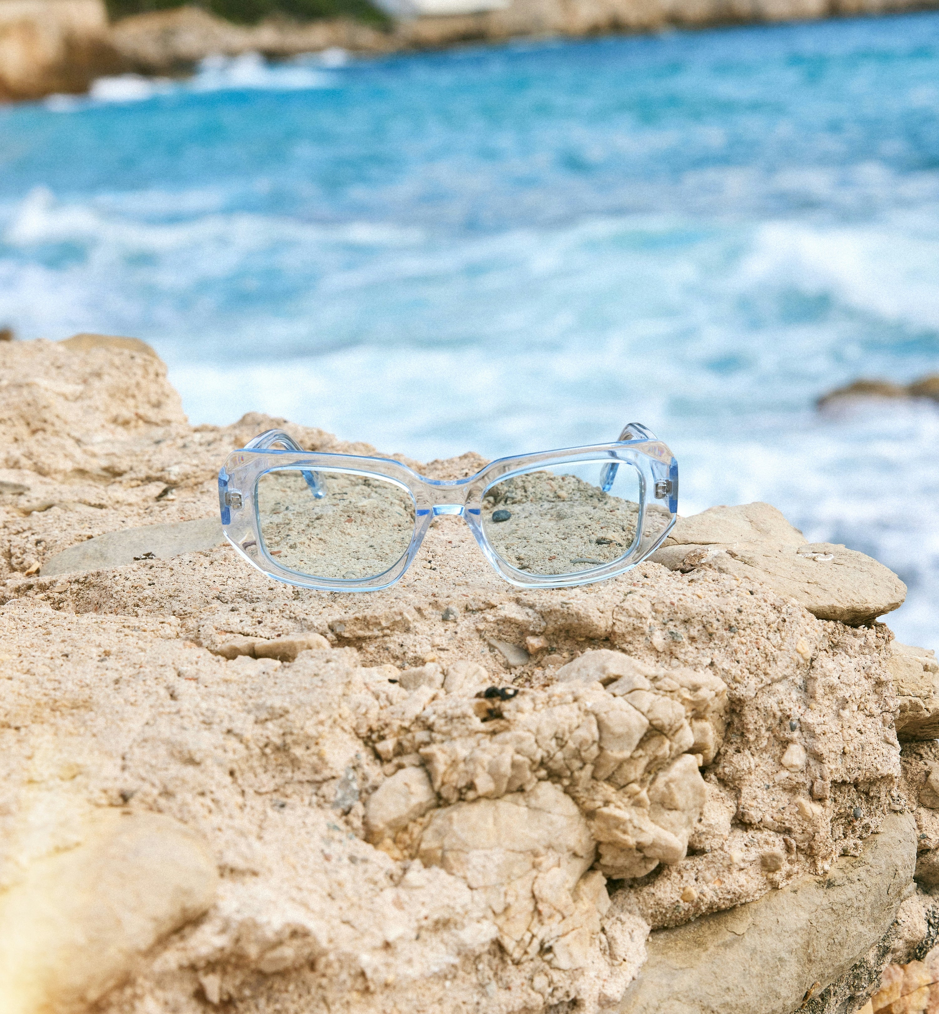 Shallow Sun Polarized Sunglasses for Women & Men - UV Protection, Lightweight & Stylish for Beach, Driving & Outdoor Activities