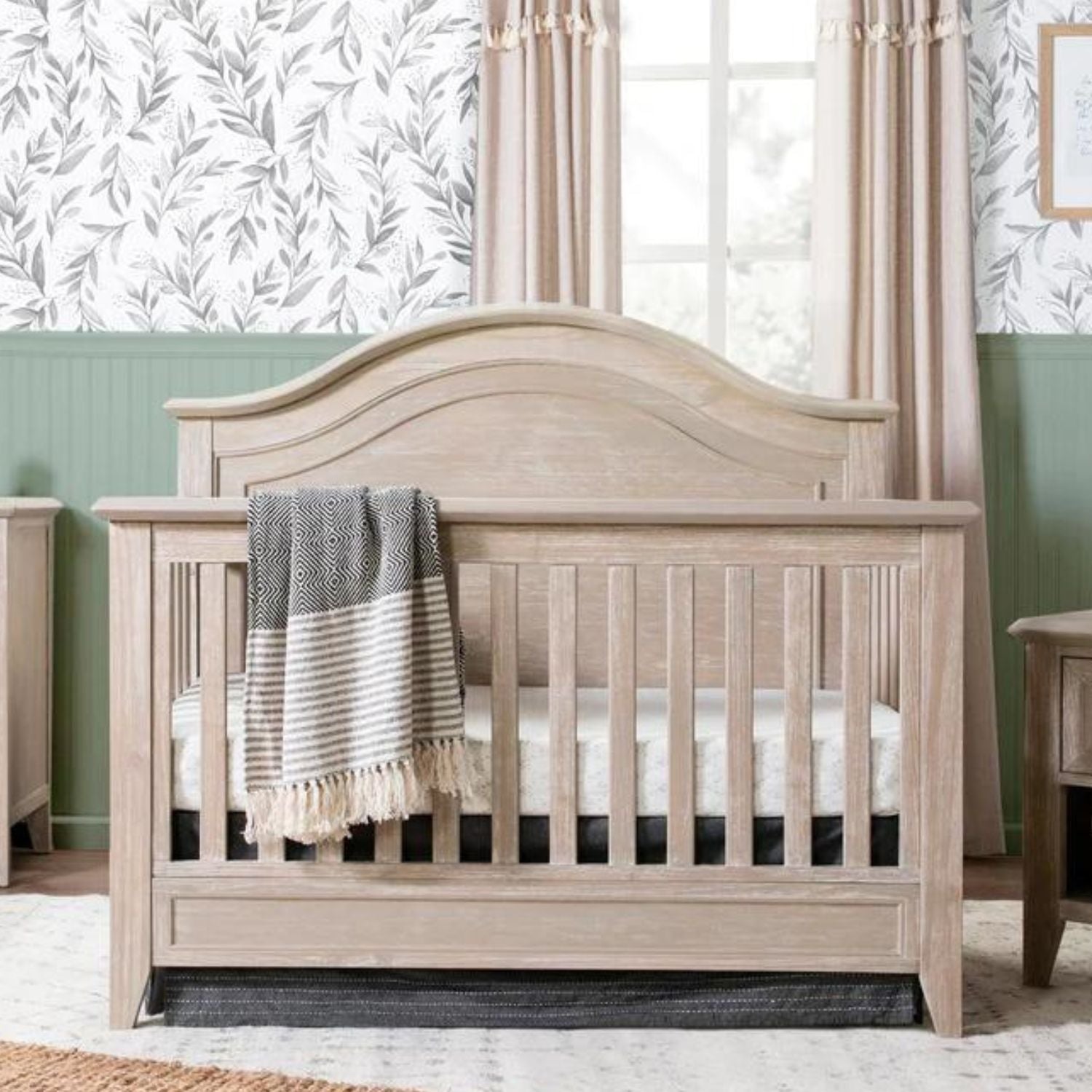 Beckett Rustic 4-in-1 Convertible Curve Top Crib - White Wooden Baby Crib for Nursery | Converts to Toddler Bed, Daybed & Full-Size Bed | Perfect for Modern Farmhouse & Rustic Nursery Decor