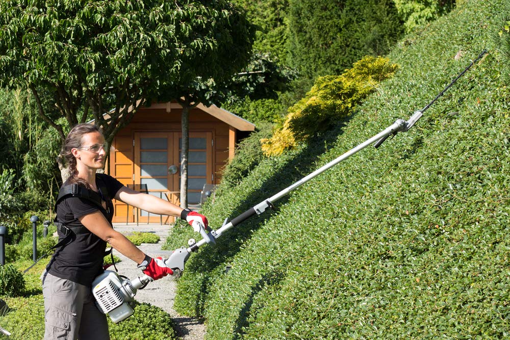 IKRA IBKH 33 Gas-Powered 4-in-1 Garden Tool Set - String Trimmer, Hedge Trimmer, Brush Cutter & Pole Saw with Extension - Perfect for Lawn Care, Yard Maintenance & Landscaping
