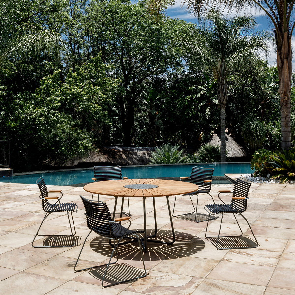 Click Outdoor Dining Chair with Armrest - Patio, Garden, Poolside & Backyard - Weather-Resistant & Comfortable for Outdoor Entertaining