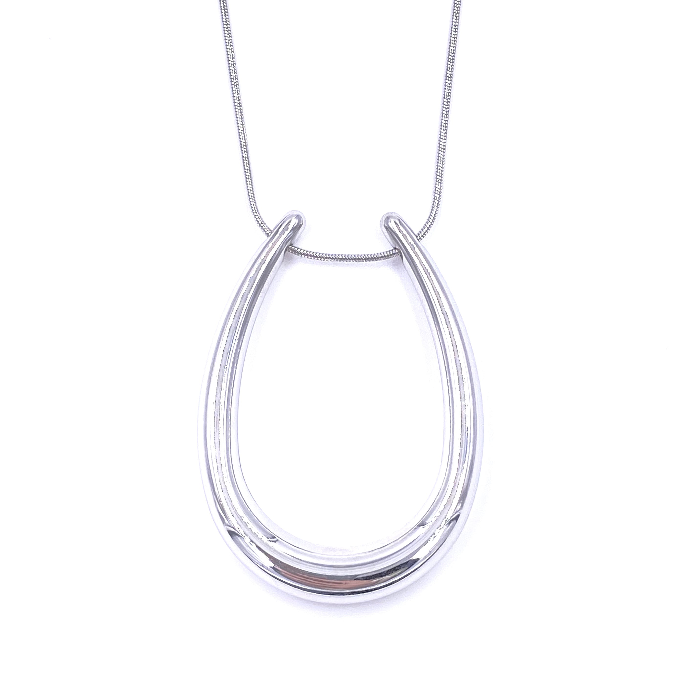 Ashley Gold Stainless Steel U-Shaped Pendant Necklace for Women - Elegant Jewelry Gift for Valentine's Day, Anniversary & Special Occasions