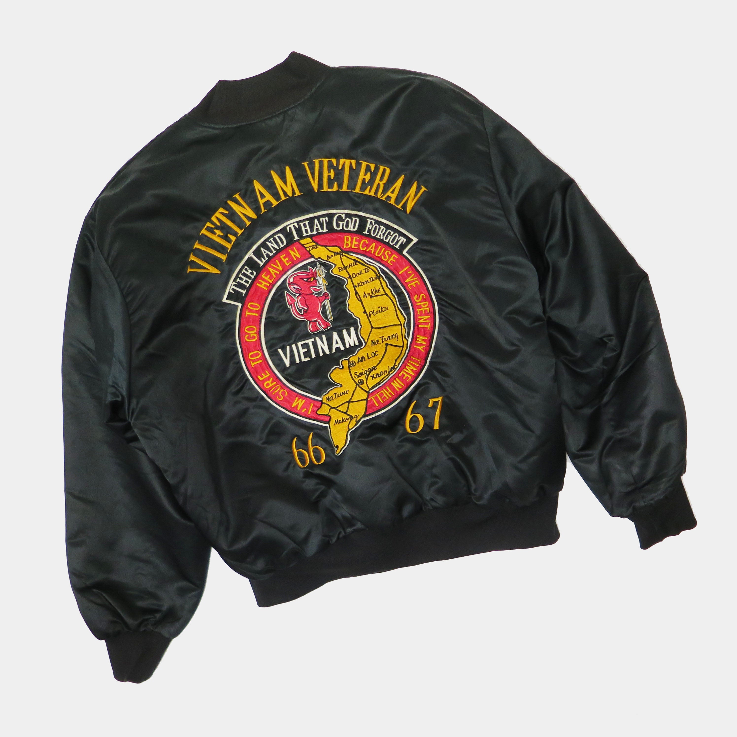 Vietnam Veteran USMC 1966/67 Tour Bomber Jacket - 1st Marine Division Souvenir - Size Large - Military Collectible & Patriotic Gift for Veterans Day, Memorial Day, and Historical Reenactments