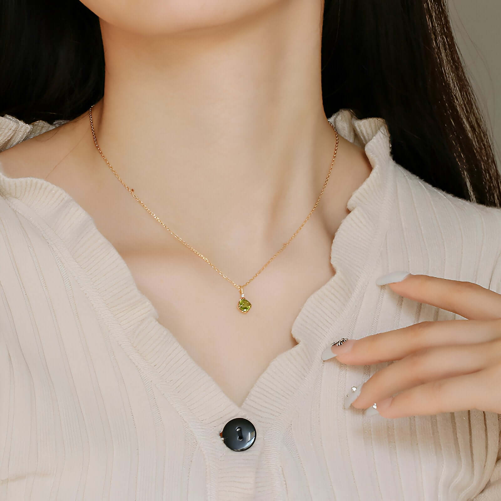 Peridot Birthstone Pendant Necklace for Leo - August Birthstone Jewelry Gift for Women & Girls | Elegant Necklace for Birthday, Anniversary & Special Occasions | TB2178