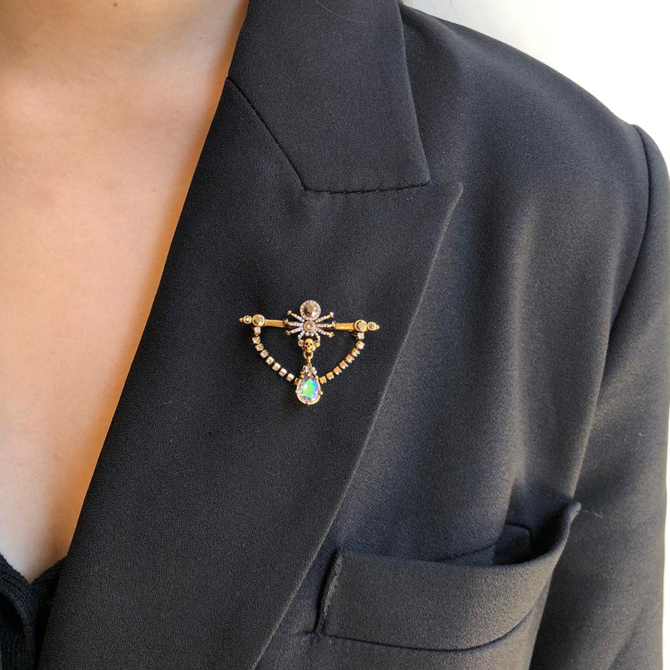 Elegant Gold Pave Spider Brooch - Vintage Jewelry for Women | Perfect for Halloween Costume, Gothic Fashion & Gift Giving