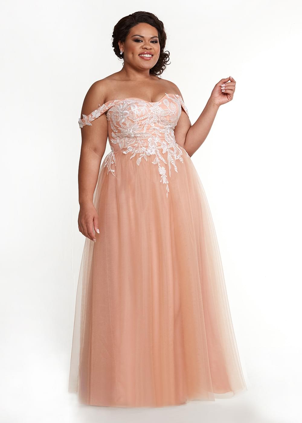 Elegant Off-The-Shoulder Tulle A-Line Bridesmaid Dress with Lace Bodice - Perfect for Weddings, Formal Events & Special Occasions
