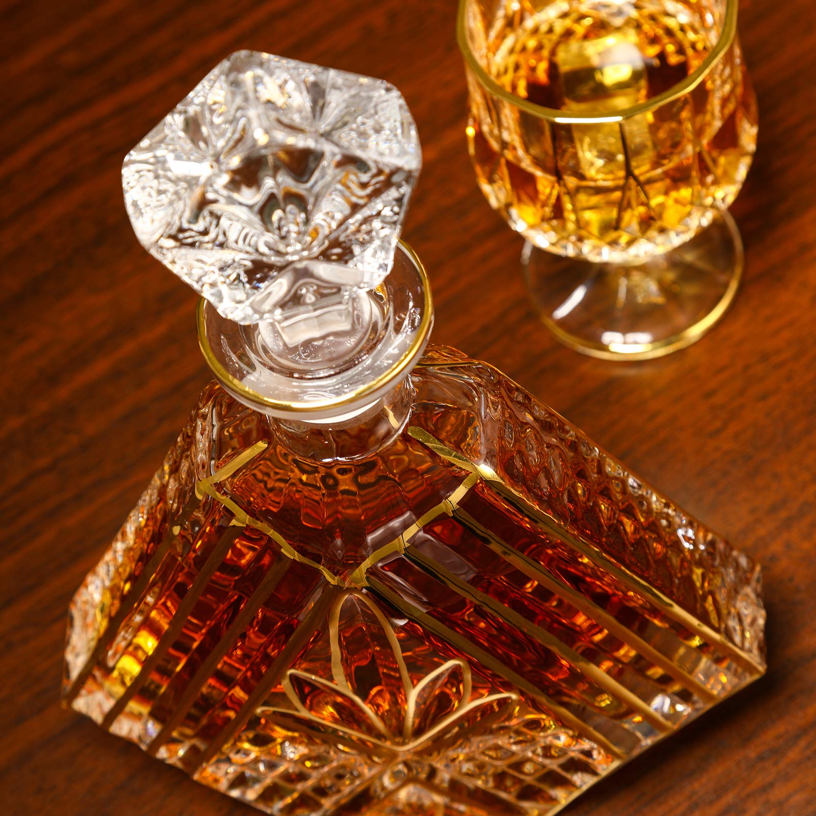 Premium SALADAYS Whiskey Decanter Set with 6 Crystal Glasses - Elegant Gold Bourbon Scotch & Wine Decanter Gift Set for Men - Perfect for Home Bar, Dinner Parties & Anniversary Gifts
