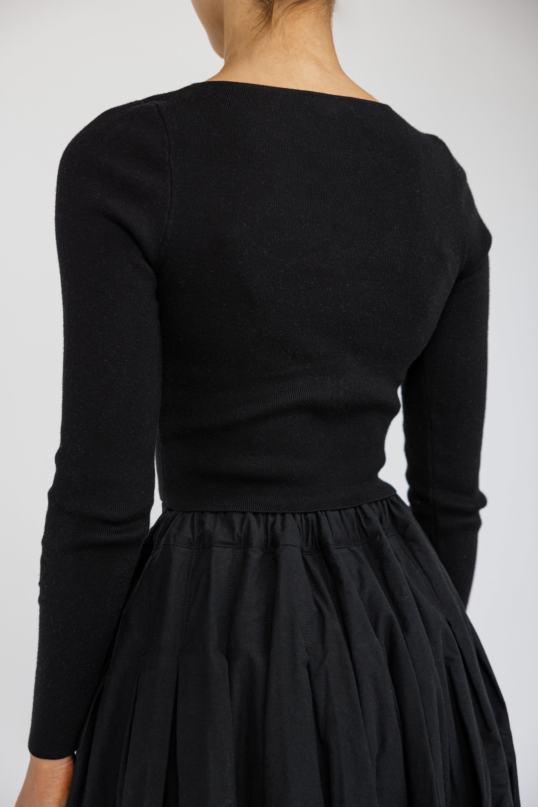 Elegant Pleated Skirt for Women - A-Line Midi Skirt with Flowy Design - Perfect for Office, Party & Casual Wear
