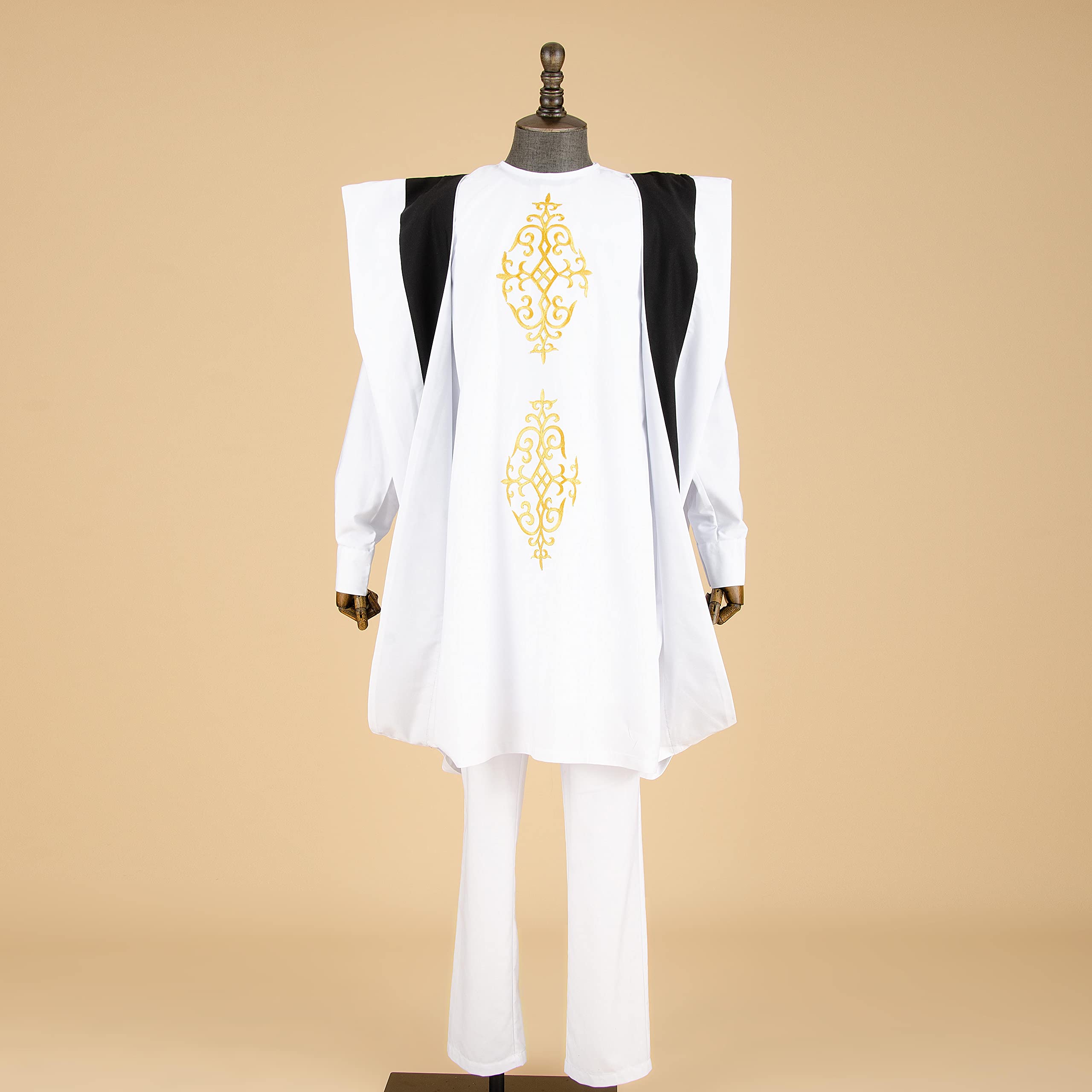 **African Men's Dashiki Embroidery Agbada Robe 3-Piece Set – Plus Size Traditional Outfit with Shirt, Pants & Coat for Weddings, Parties & Cultural Events**