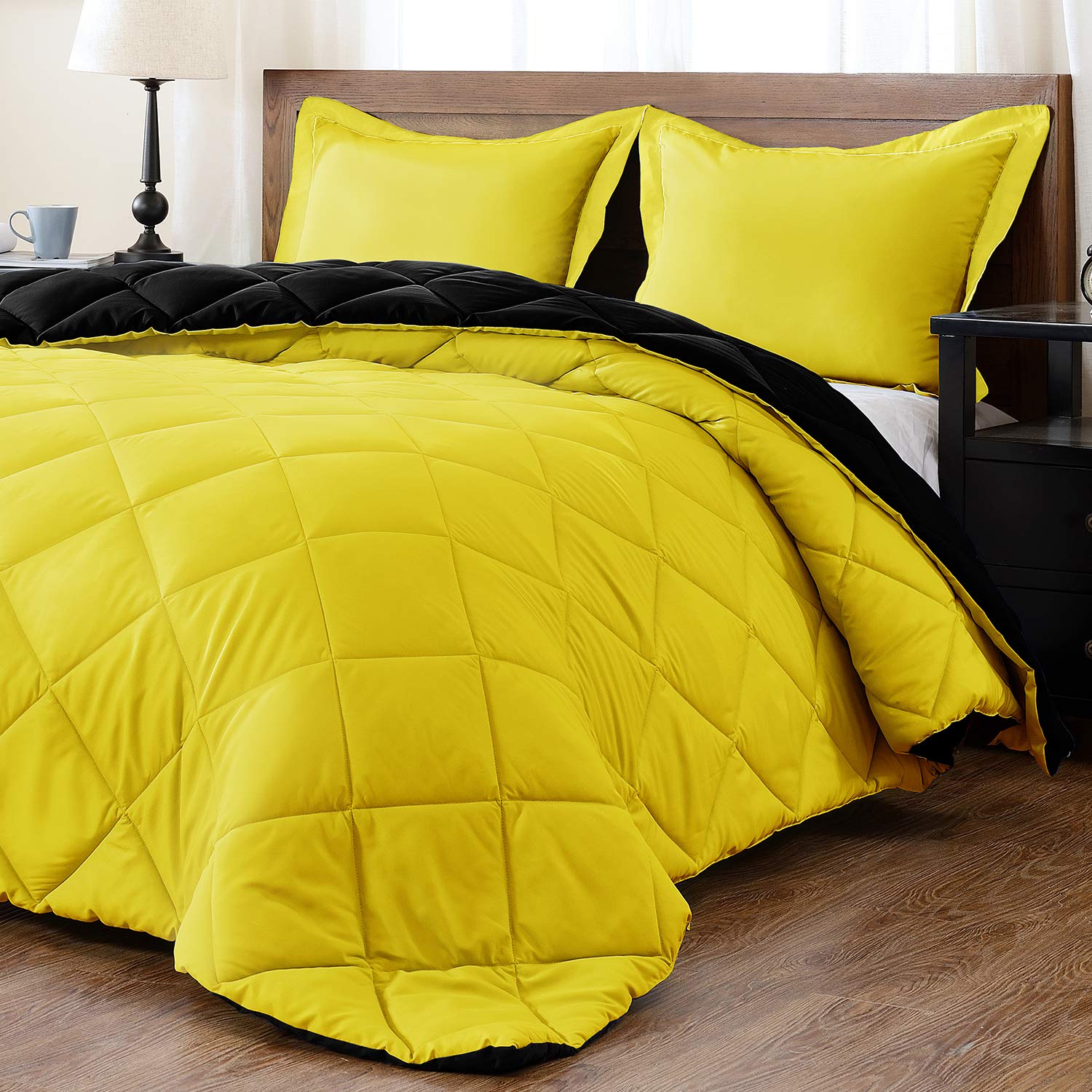 Downluxe Lightweight Solid Comforter Set (Queen Size) - 3-Piece Reversible Down Alternative Bedding with 2 Pillow Shams - Breathable All-Season Comforter in Lemon & Black - Perfect for Master Bedroom, Guest Room & Dorm Decor