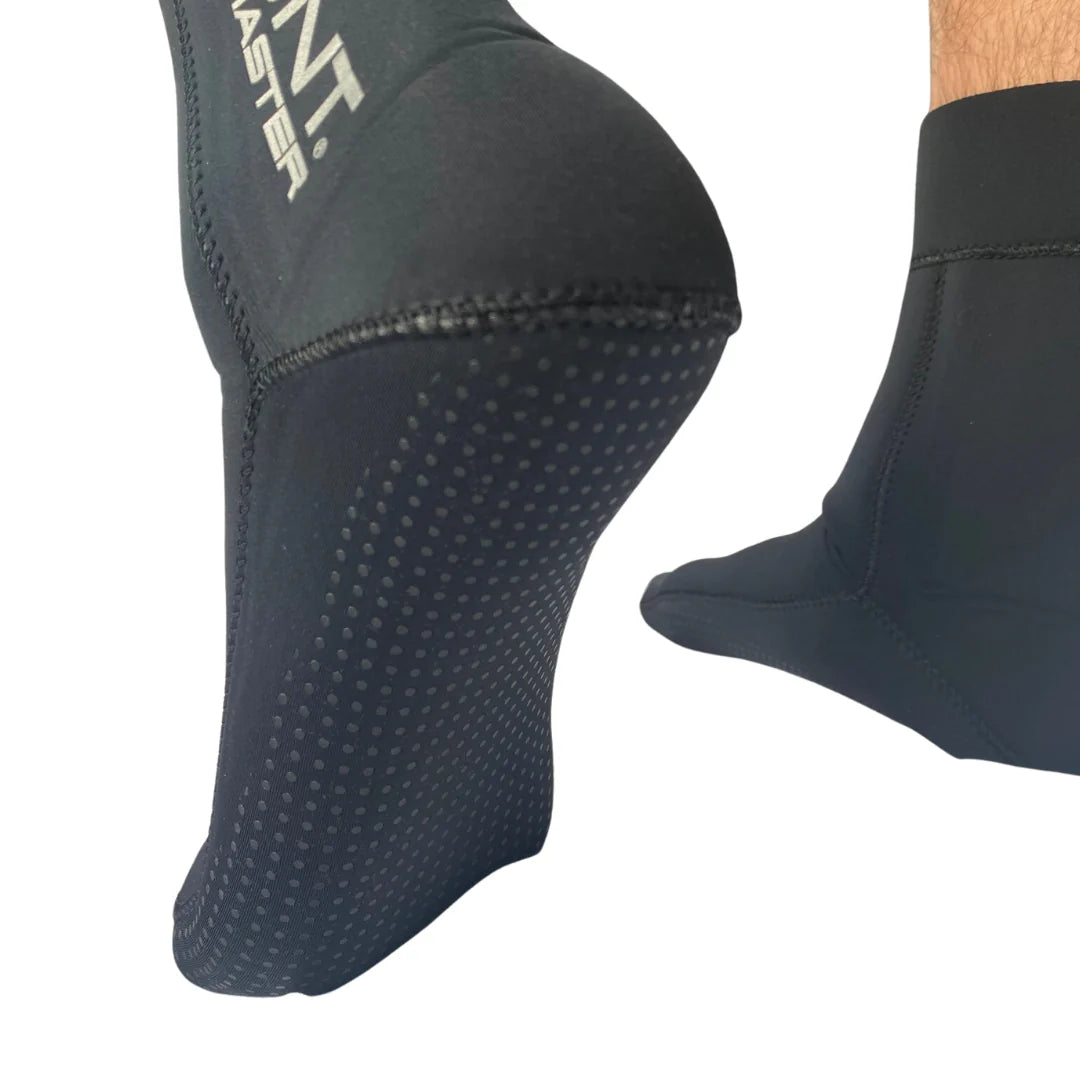 Hunt Master Elanora 3.5mm Neoprene Dive Socks for Scuba Diving, Snorkeling & Water Sports - Black