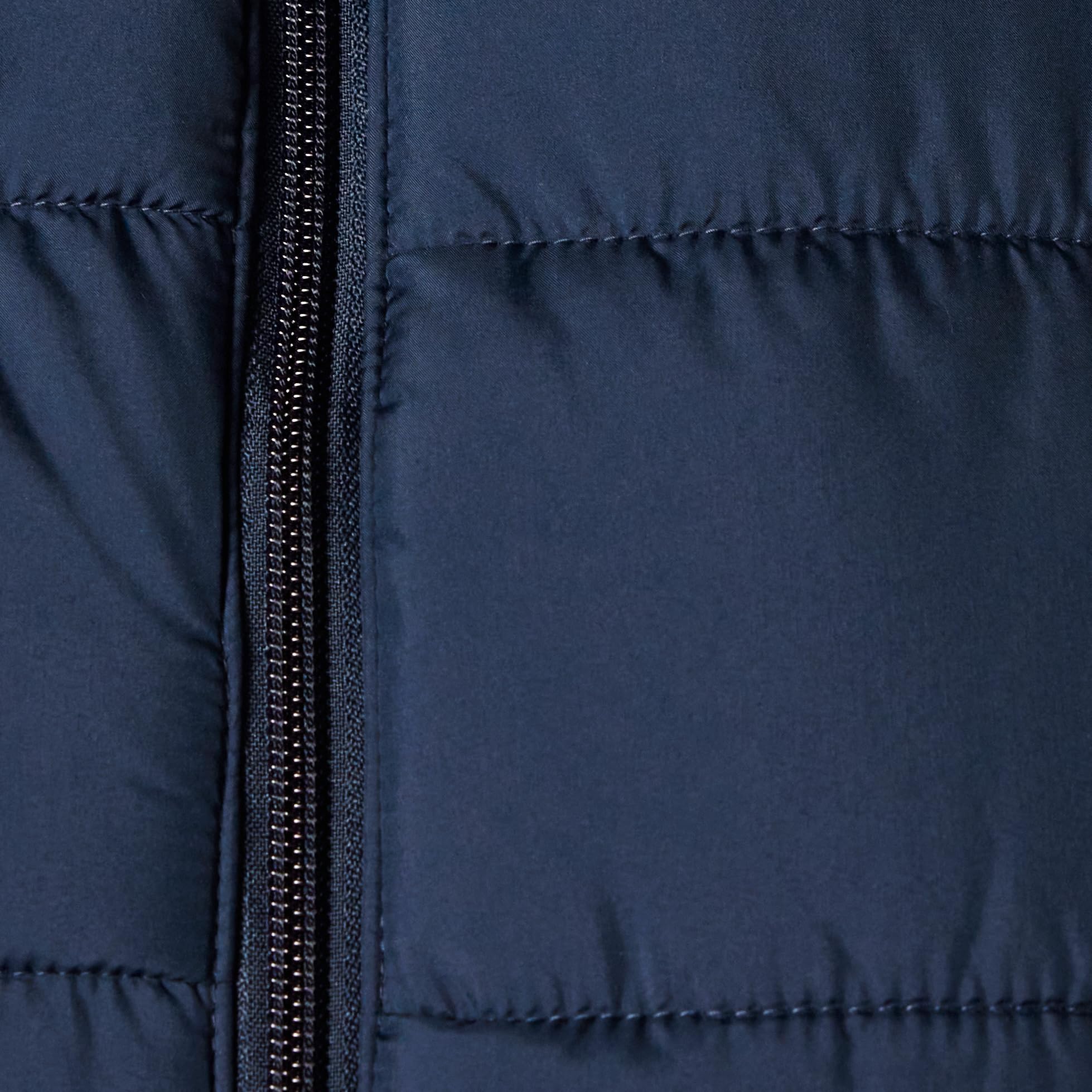 Amazon Essentials Women's Mid-Weight Puffer Vest - Lightweight Quilted Down Alternative Jacket for Outdoor Activities, Hiking & Casual Wear