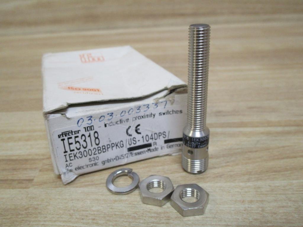 IE5318 Sensor Switch IEK3002BBPKG/US-104-DPS - Industrial Automation Sensor for Machine Control & Safety Systems - Perfect for Factory Equipment, Robotics, and Smart Home Applications