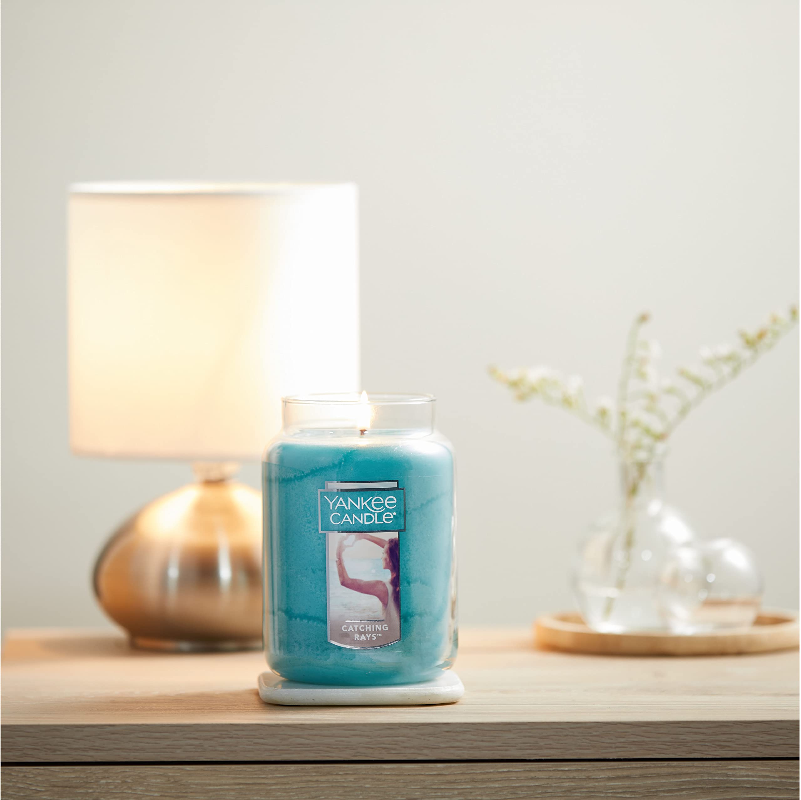 Yankee Candle Catching Rays Scented Large Jar Candle - 22oz Single Wick, 110+ Hours Burn Time | Perfect for Home Decor, Relaxation & Aromatherapy