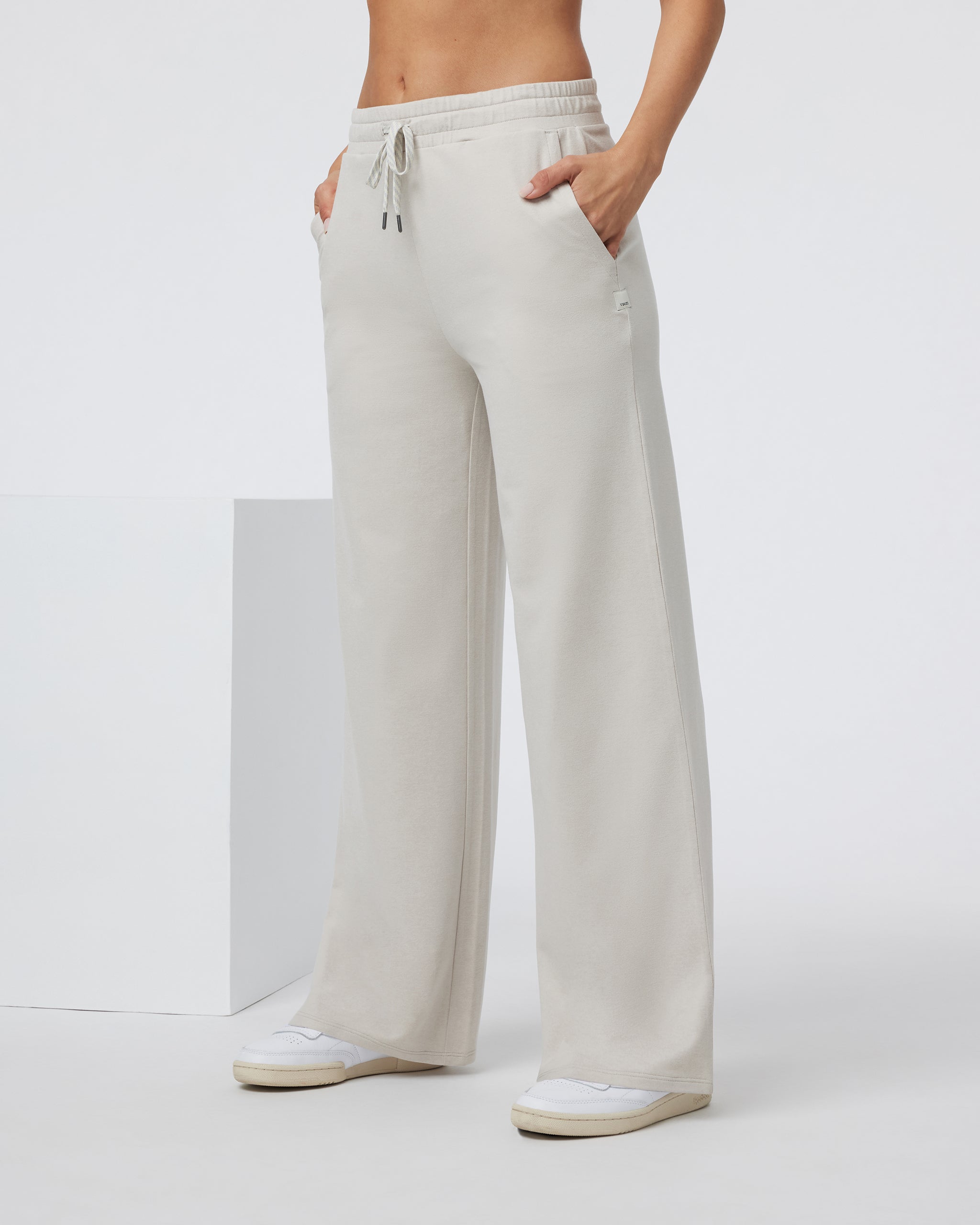 Vuori Halo Essential Wideleg Yoga Pants for Women - High Waisted Stretchy Lounge Pants for Workout, Running & Everyday Comfort