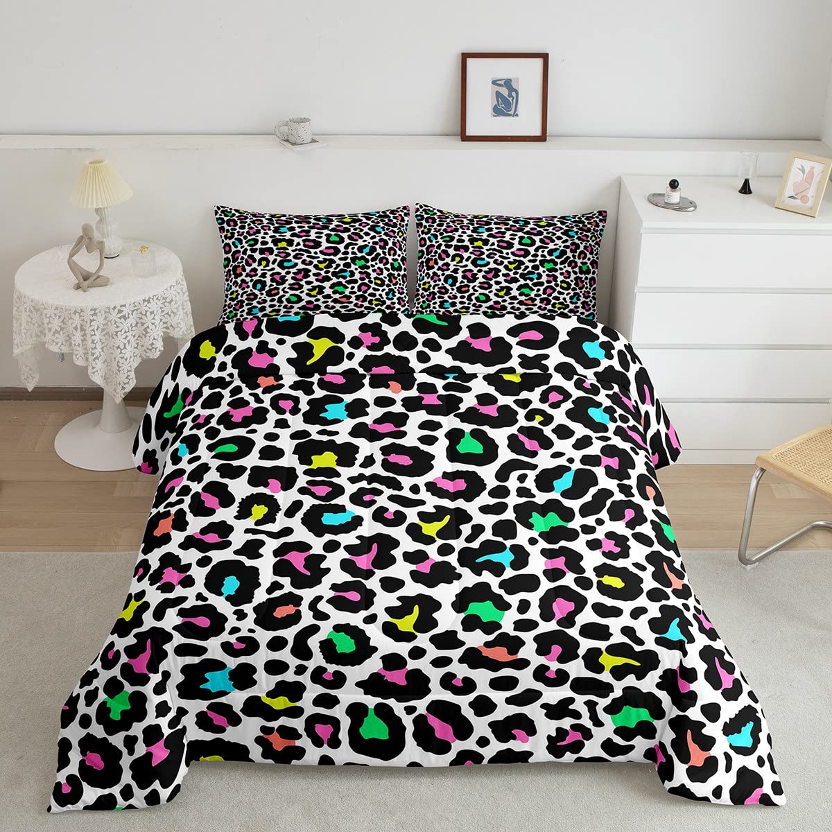 Cheetah Print Bedding Set Queen - Luxury Microfiber Comforter with Pillowcases for Girls Dorm & Safari Theme Room