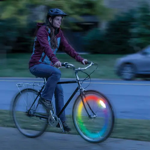 Nite Ize SpokeLit Rechargeable Bike Wheel Lights - LED Cycling Safety Lights for Night Riding, Waterproof & Durable for Mountain/Commuter Bikes (Disc O Select) - Perfect for Night Cycling, Urban Commutes & Outdoor Adventures