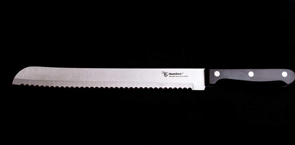 10 Inch Serrated Bread Knife with Wave Edge - Sharp Stainless Steel Blade for Slicing Bread, Cake, and Pastries - Perfect for Home Baking and Professional Kitchens