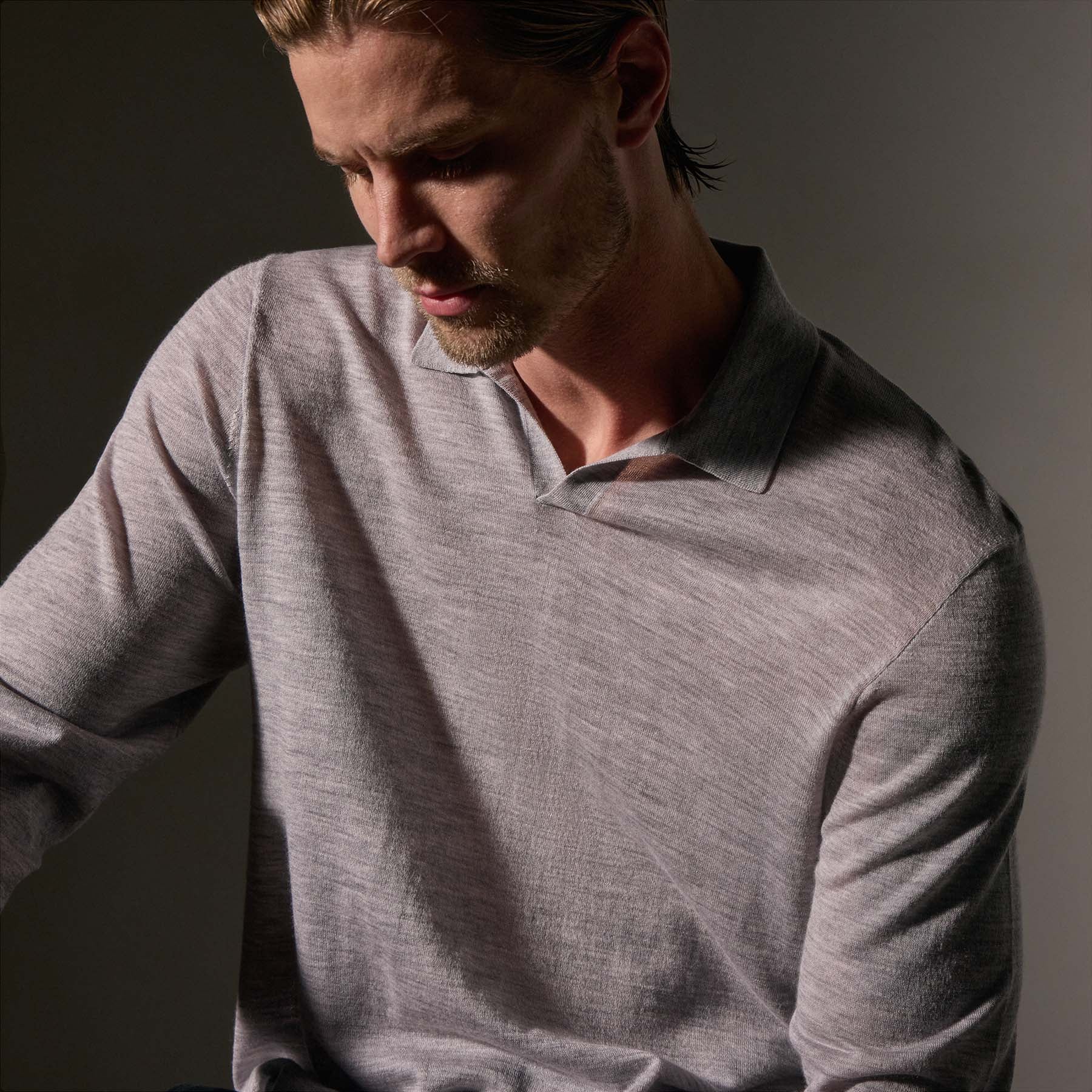 Premium Ultrafine Cashmere Open Polo for Men - Light Heather Grey | Soft & Breathable Luxury Knitwear for Business Casual & Relaxing Weekends