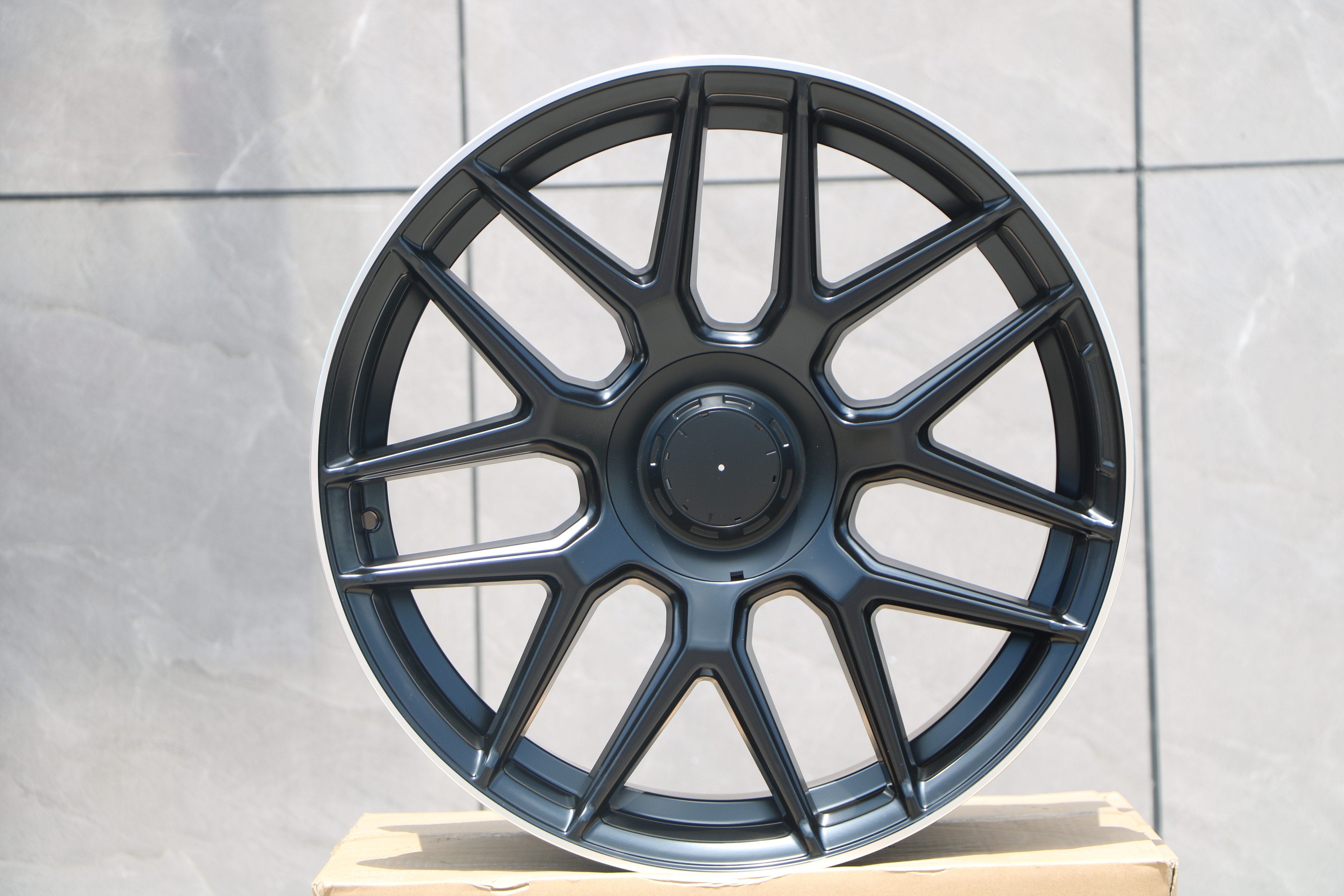 20 Inch Alloy Wheels for Mercedes Benz C250 C300 C350 C400 CL550 CL63 CL65 CLS55 CLS550 E350 E55 E550 E63 GLC300 GLE350 S500 S550 S580 S600 S63 S65 - Perfect for Luxury Car Upgrades & Performance Enhancement
