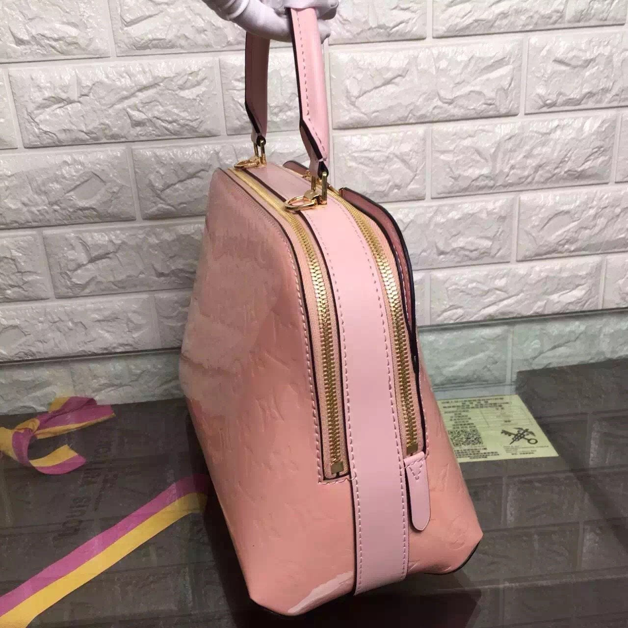 Louis Vuitton Melrose Monogram Vernis Pink Handbag - Stylish Designer Crossbody Bag for Women | Perfect for Parties, Date Nights & Travel Accessories
