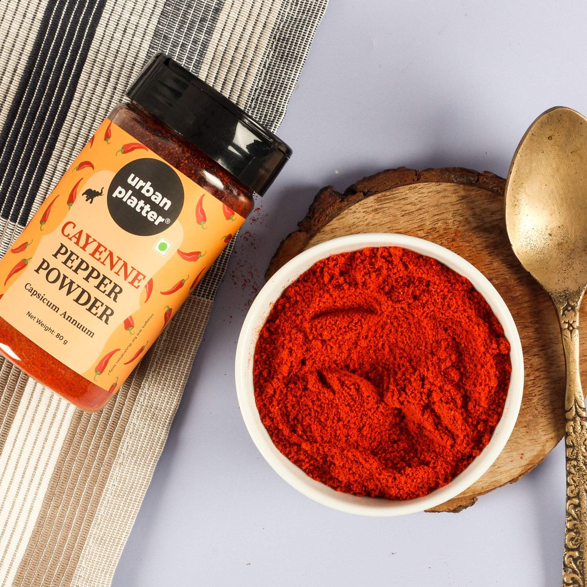 Urban Platter Cayenne Pepper Powder - 80g / 2.9oz Shaker Jar | Pure Capsicum Annum Spice | Hot & Spicy Chili Seasoning | Perfect for Cooking, Grilling & Spicing Up Dishes