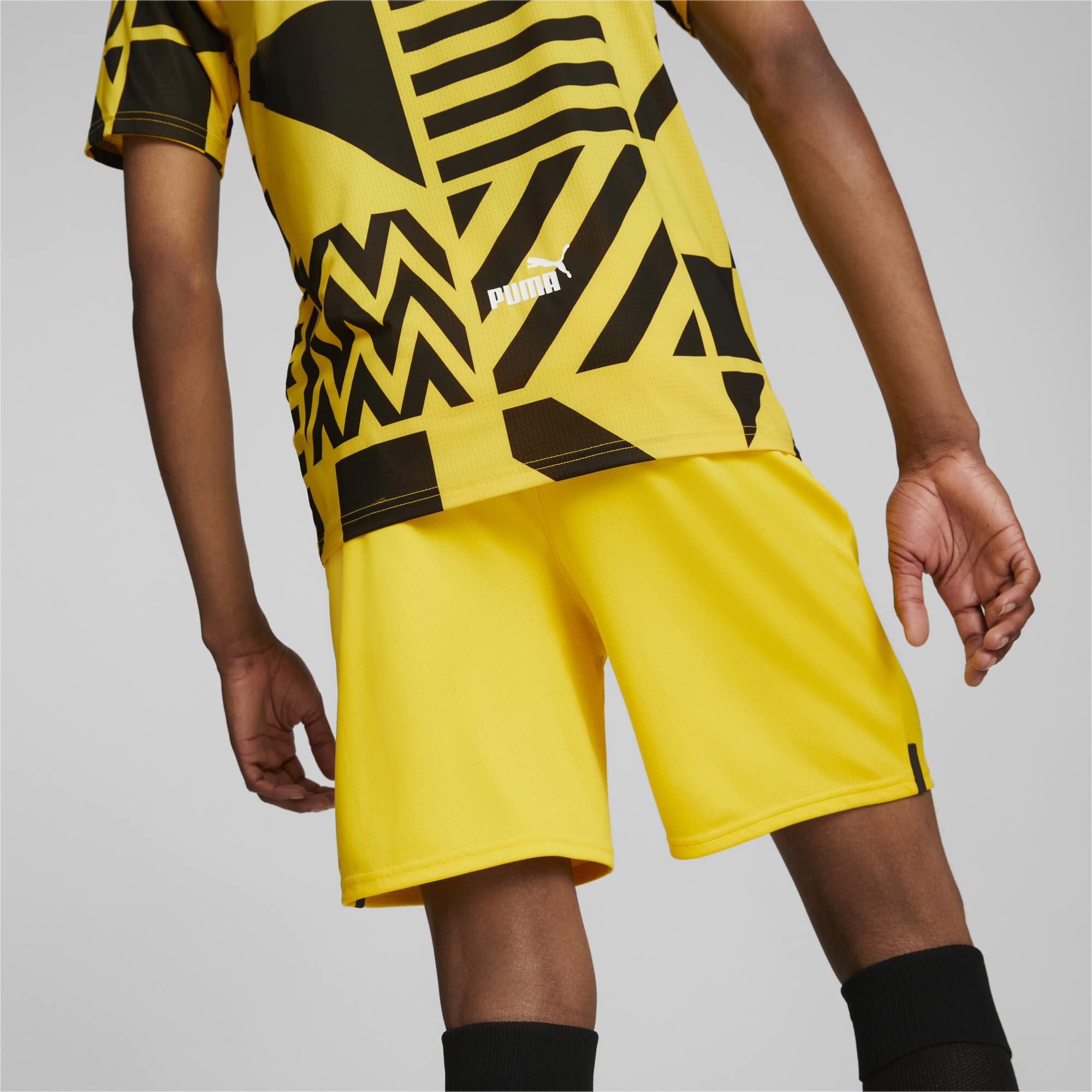 Borussia Dortmund Men's BVB Replica Soccer Shorts - Official Football Training Shorts for Fans & Players - Perfect for Matches, Training & Casual Wear
