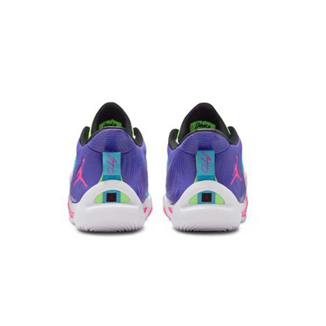 Nike Kid's Tatum 1 'Wave Runner' Basketball Shoes - Lightweight & Durable for Boys & Girls - Perfect for Court Play, Training & Casual Wear